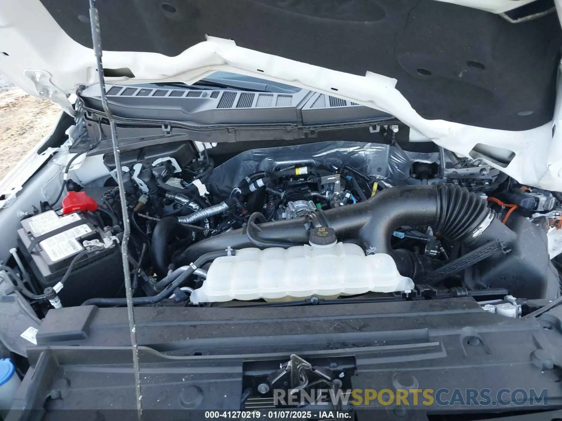 10 fotografías del automóvil dañado 1FTEW1CP8PKG14490 FORD F-150 2023