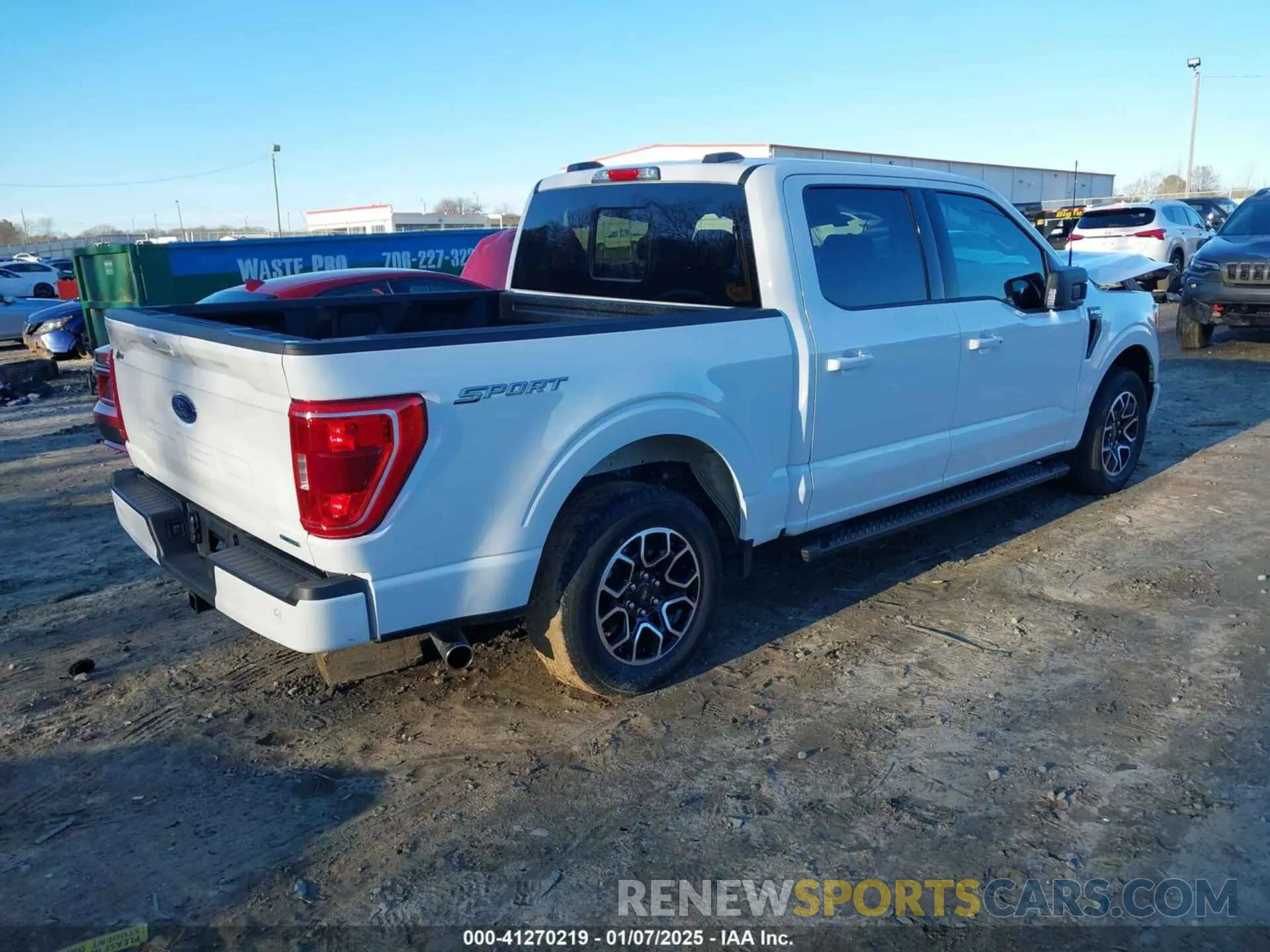 4 fotografías del automóvil dañado 1FTEW1CP8PKG14490 FORD F-150 2023
