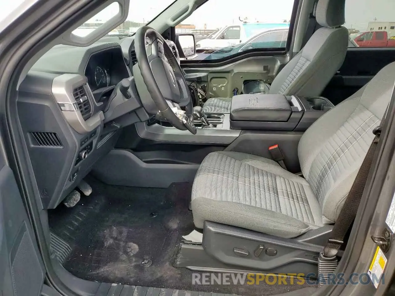 7 fotografías del automóvil dañado 1FTEW1CP9PKD67061 FORD F-150 2023