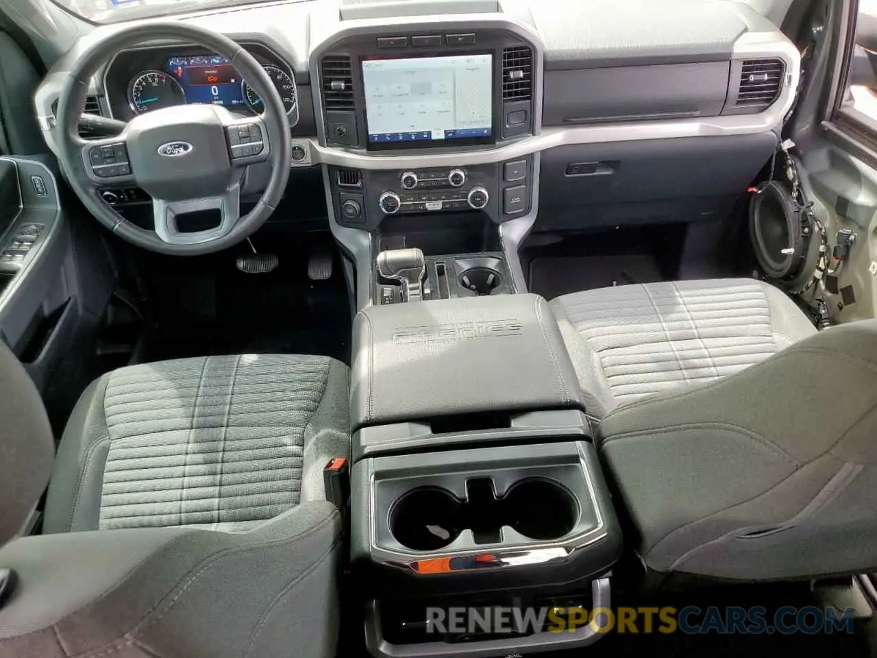 8 fotografías del automóvil dañado 1FTEW1CP9PKD67061 FORD F-150 2023