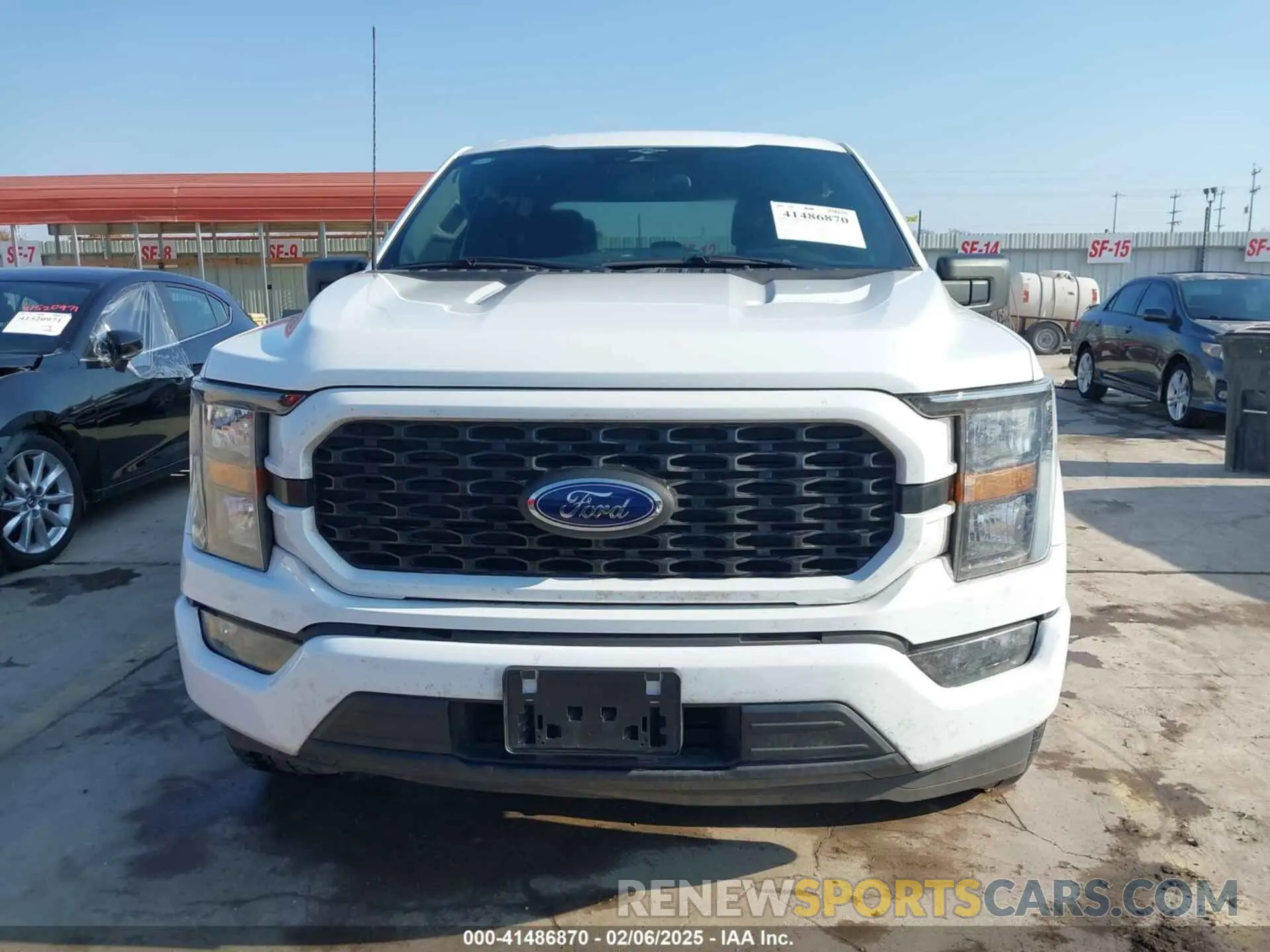 12 fotografías del automóvil dañado 1FTEW1CPXPKF87647 FORD F-150 2023