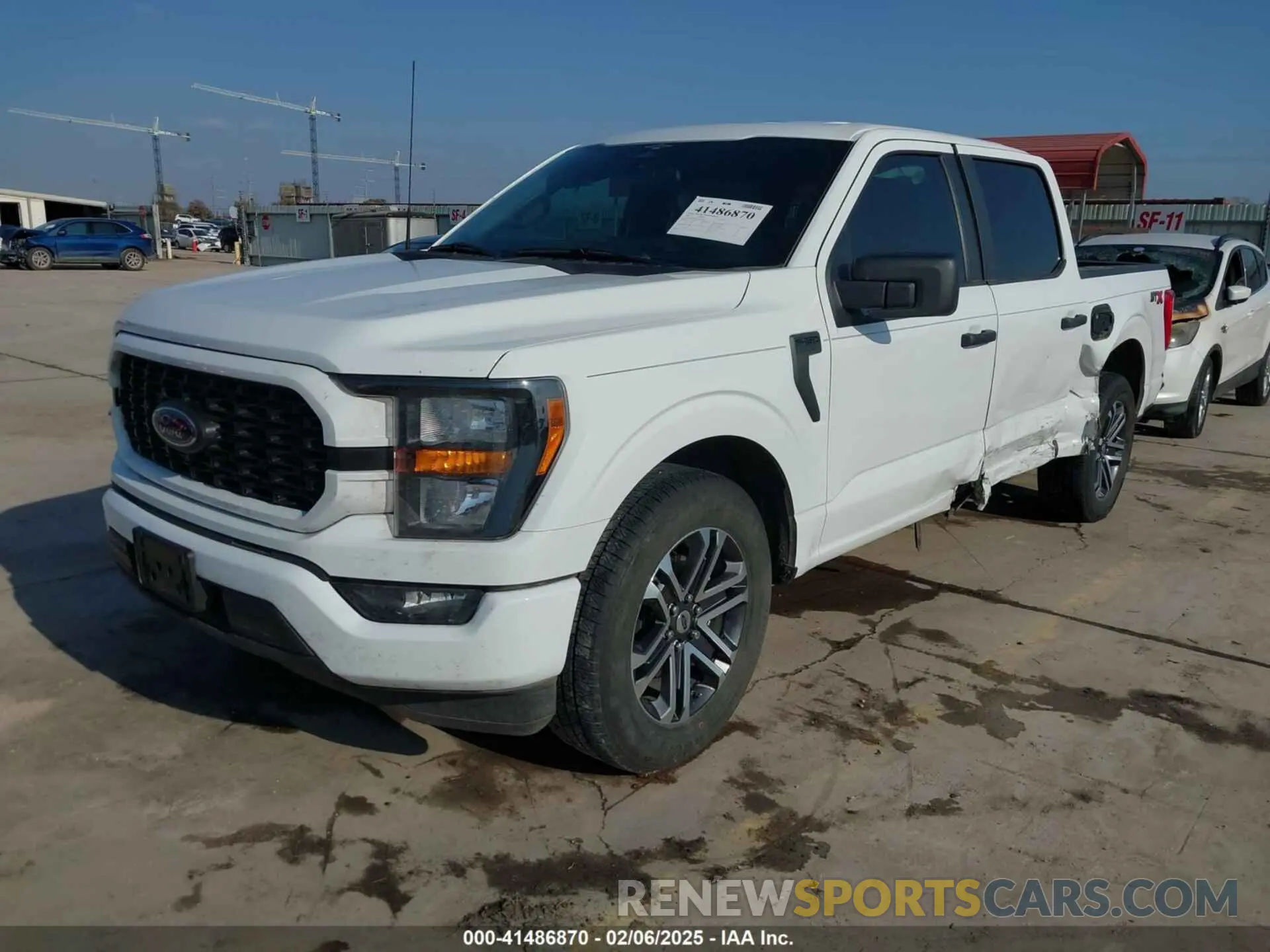 2 fotografías del automóvil dañado 1FTEW1CPXPKF87647 FORD F-150 2023