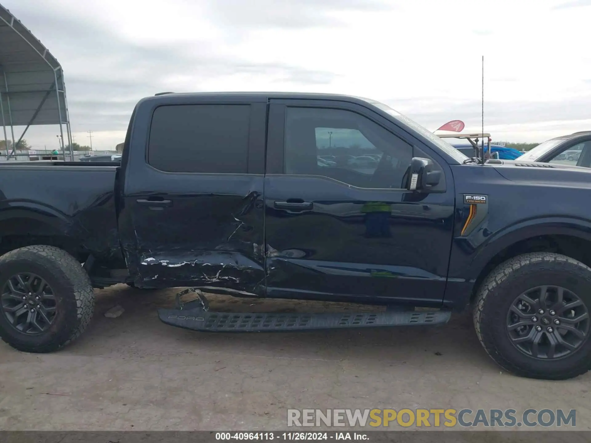 13 fotografías del automóvil dañado 1FTEW1E87PFB33760 FORD F-150 2023