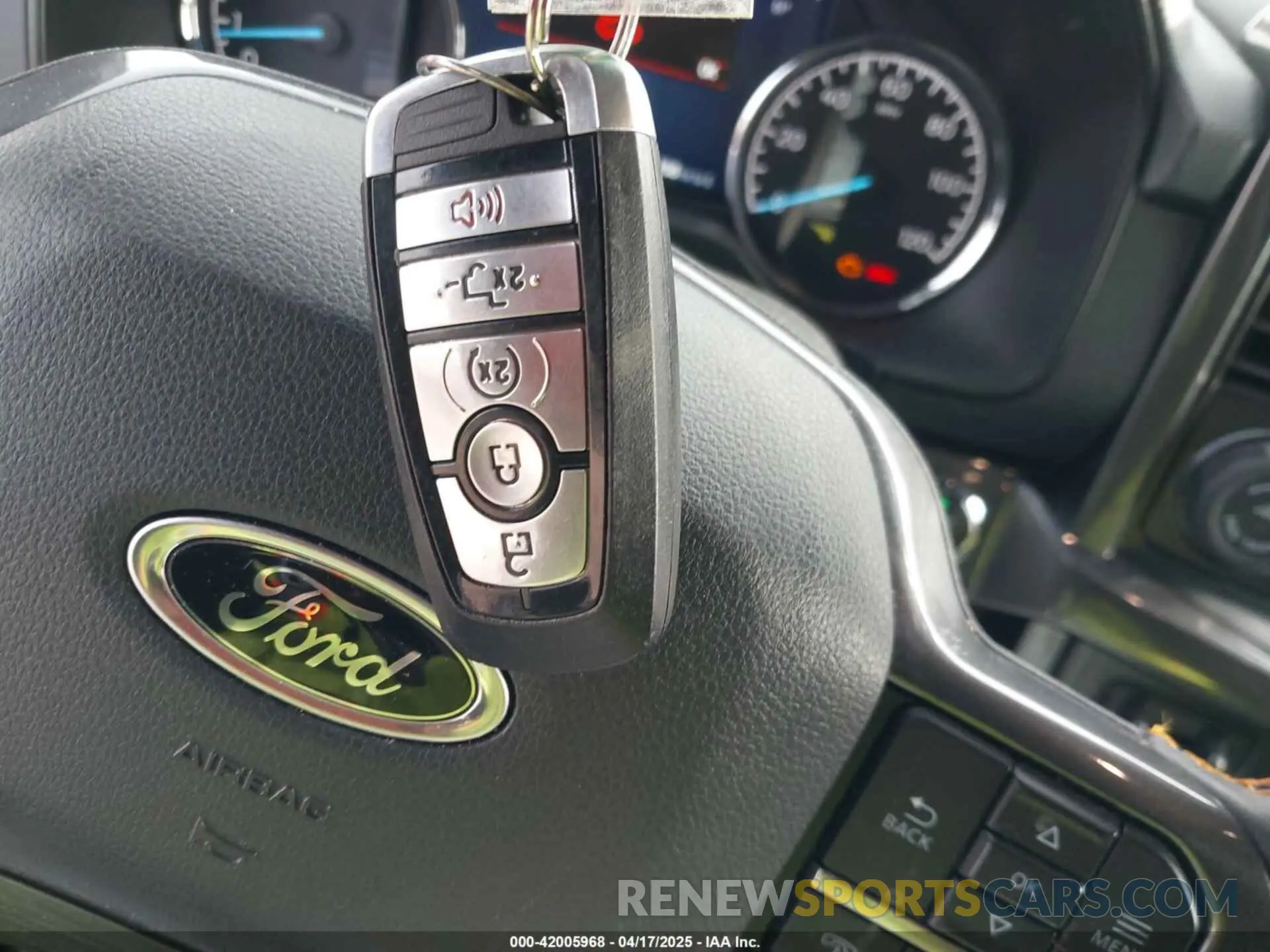 11 fotografías del automóvil dañado 1FTEW1E88PFA49950 FORD F-150 2023