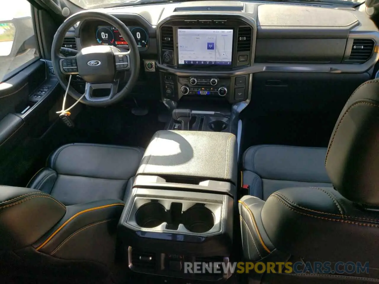 8 fotografías del automóvil dañado 1FTEW1E8XPFD11743 FORD F-150 2023