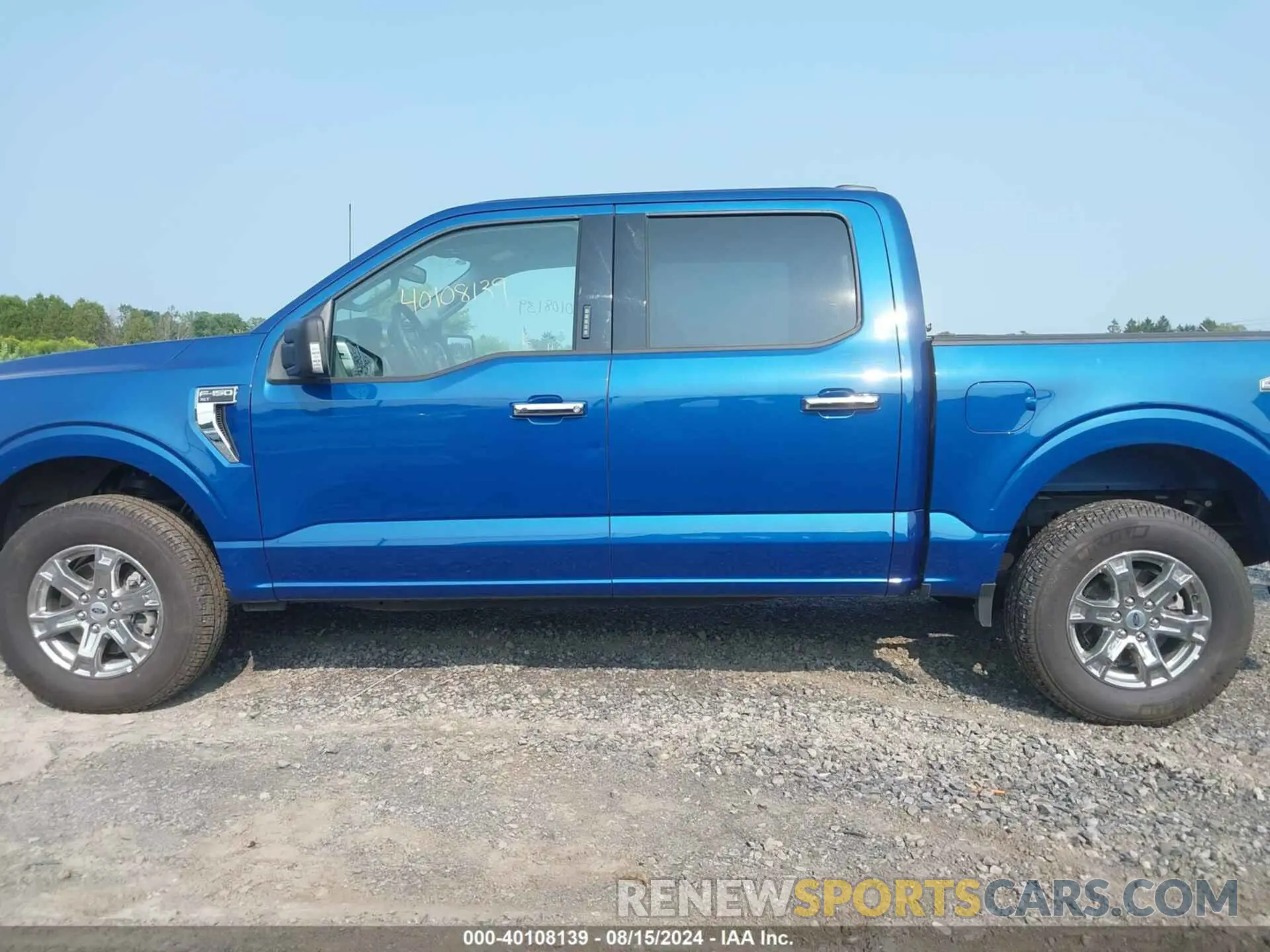 14 fotografías del automóvil dañado 1FTEW1EP0PKF68652 FORD F-150 2023