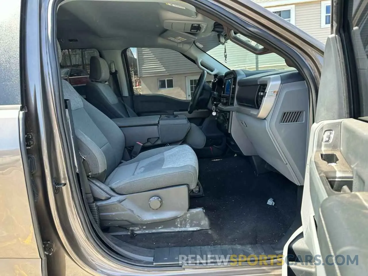 6 fotografías del automóvil dañado 1FTEW1EP1PFA41180 FORD F-150 2023