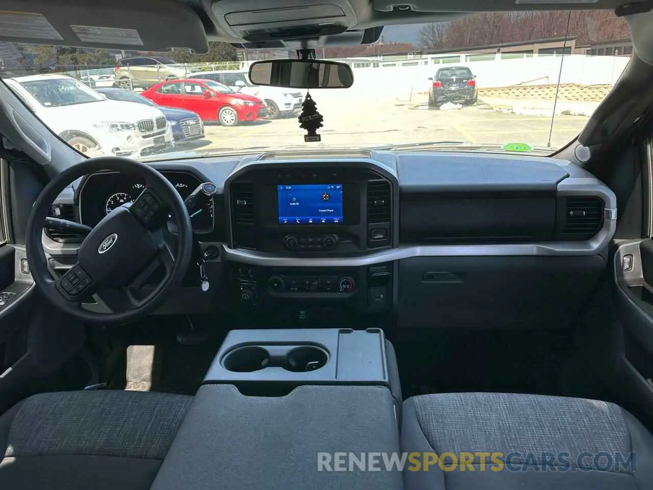 8 fotografías del automóvil dañado 1FTEW1EP1PFA41180 FORD F-150 2023