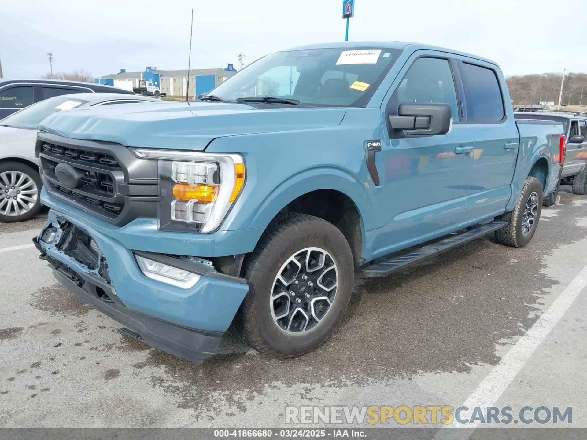 2 fotografías del automóvil dañado 1FTEW1EP1PKE54711 FORD F-150 2023