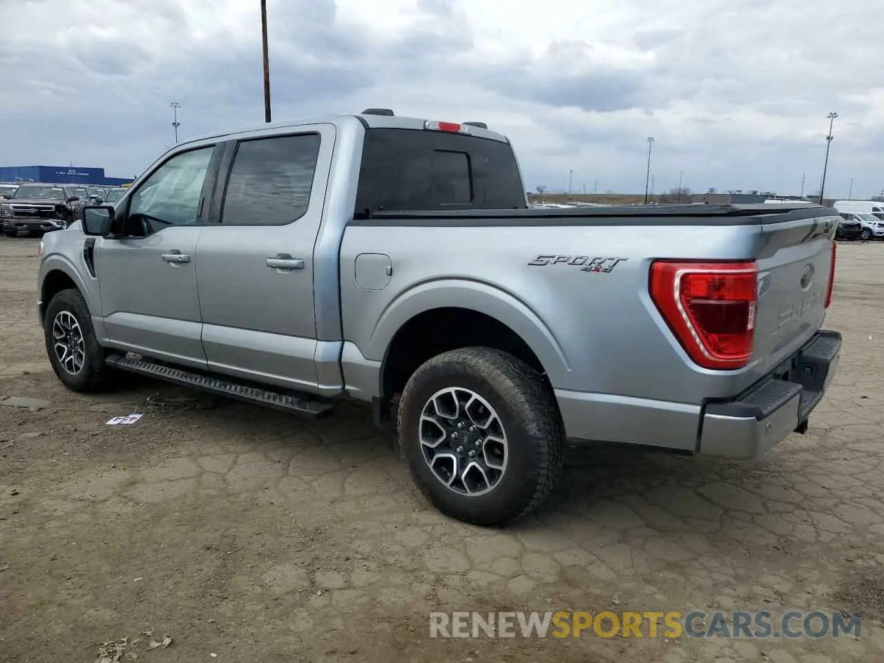 2 fotografías del automóvil dañado 1FTEW1EP1PKF93348 FORD F-150 2023