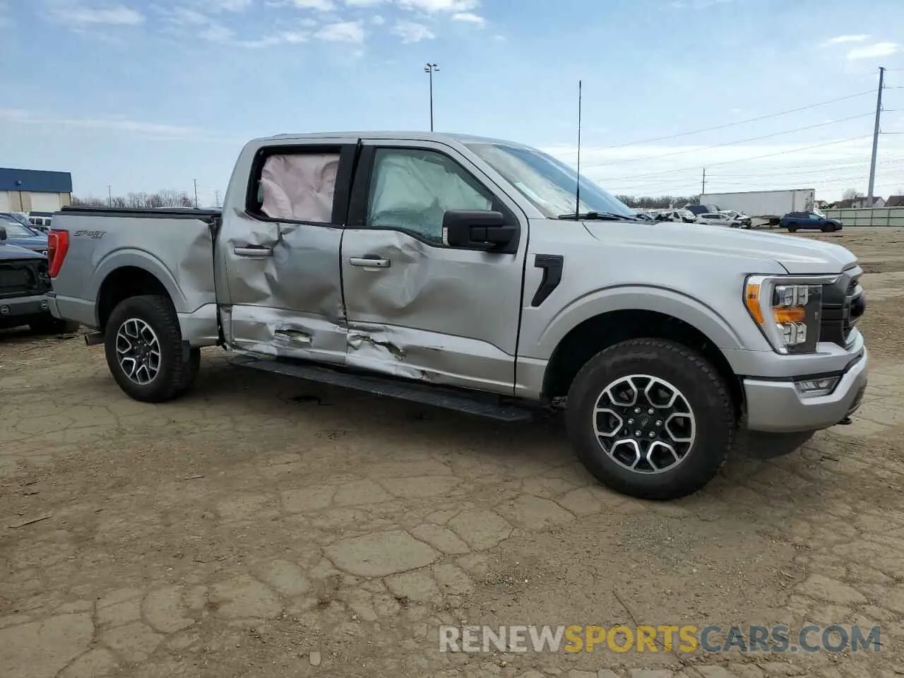 4 fotografías del automóvil dañado 1FTEW1EP1PKF93348 FORD F-150 2023