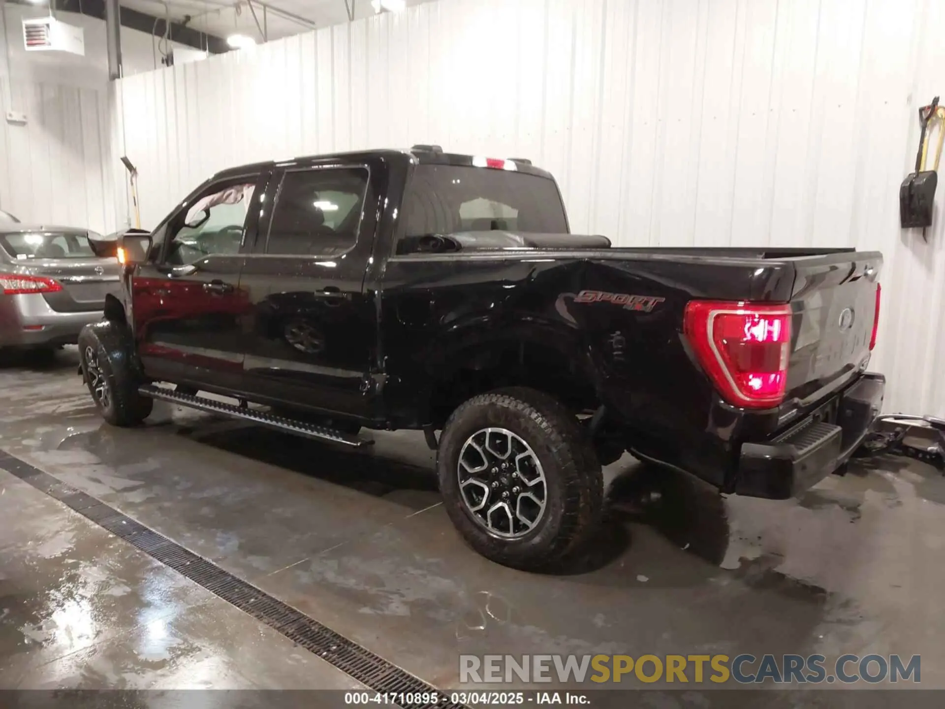 3 fotografías del automóvil dañado 1FTEW1EP1PKG06986 FORD F-150 2023