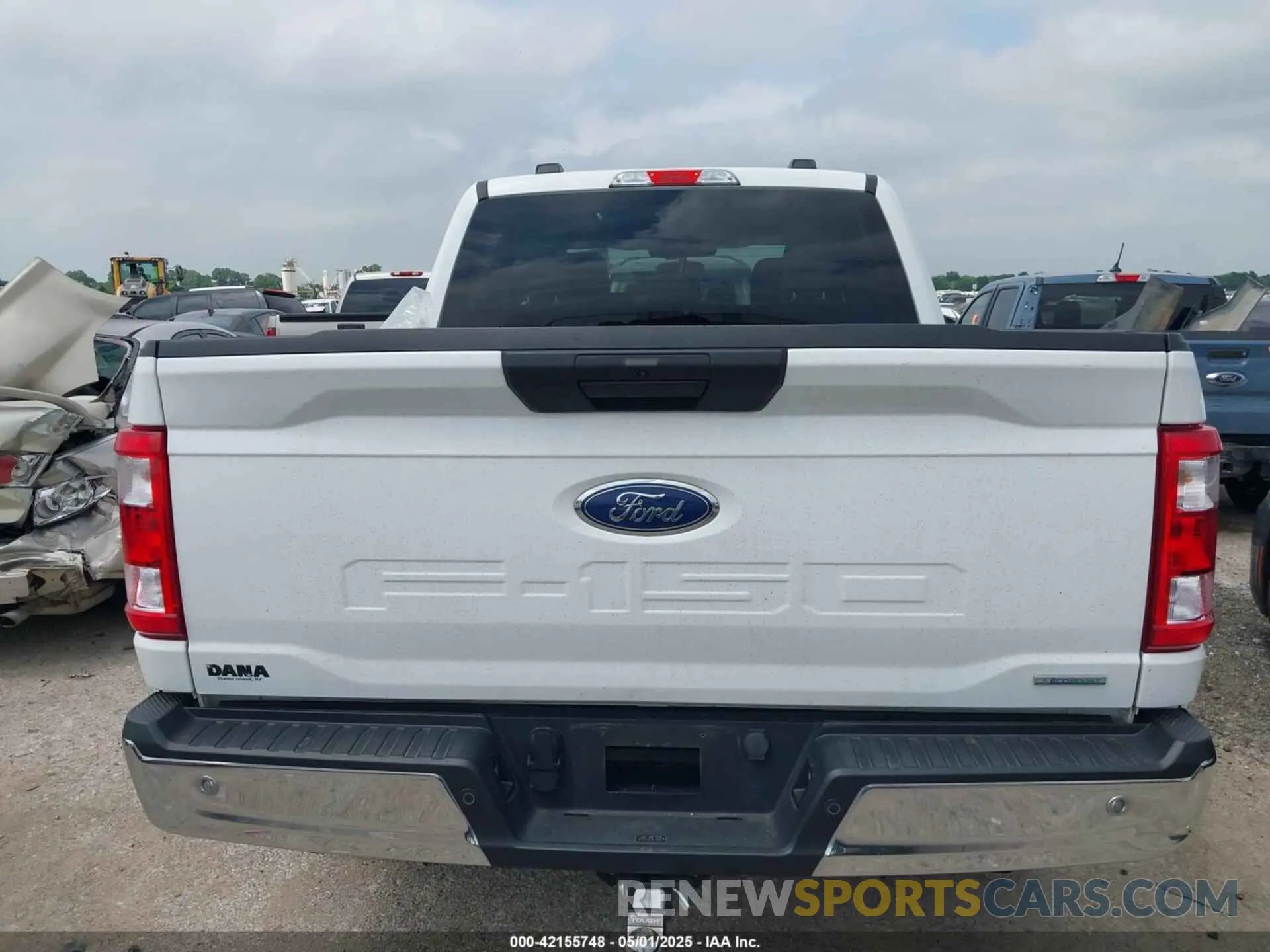 16 fotografías del automóvil dañado 1FTEW1EP1PKG21780 FORD F-150 2023