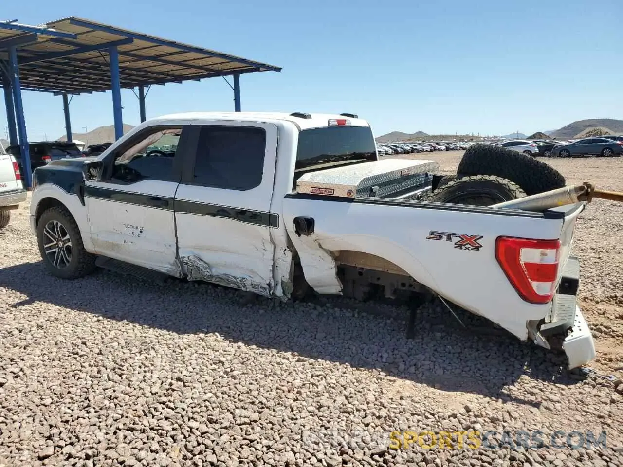 2 fotografías del automóvil dañado 1FTEW1EP4PKD83469 FORD F-150 2023