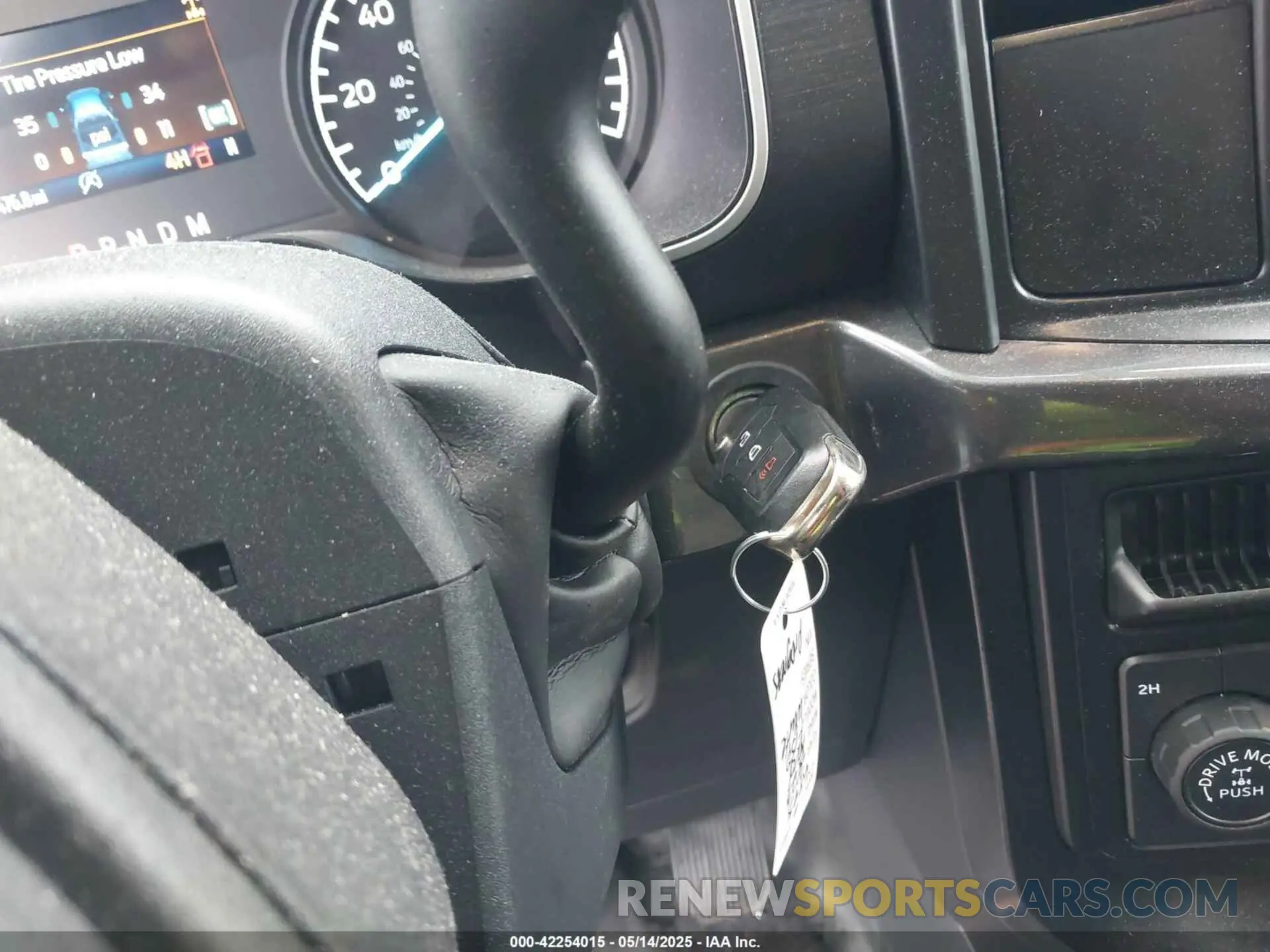 11 fotografías del automóvil dañado 1FTEW1EP5PFB87582 FORD F-150 2023