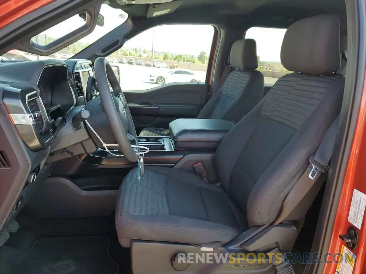 7 fotografías del automóvil dañado 1FTEW1EP5PKD53686 FORD F-150 2023