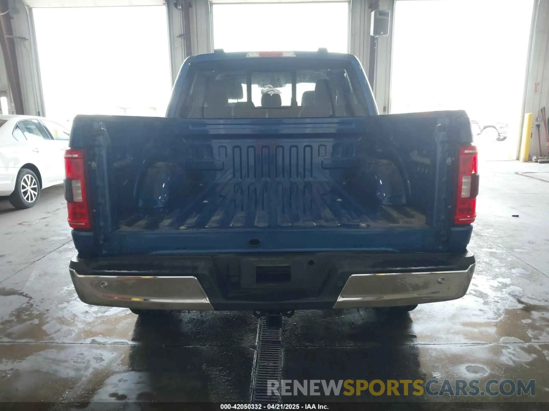 17 fotografías del automóvil dañado 1FTEW1EP5PKF25909 FORD F-150 2023