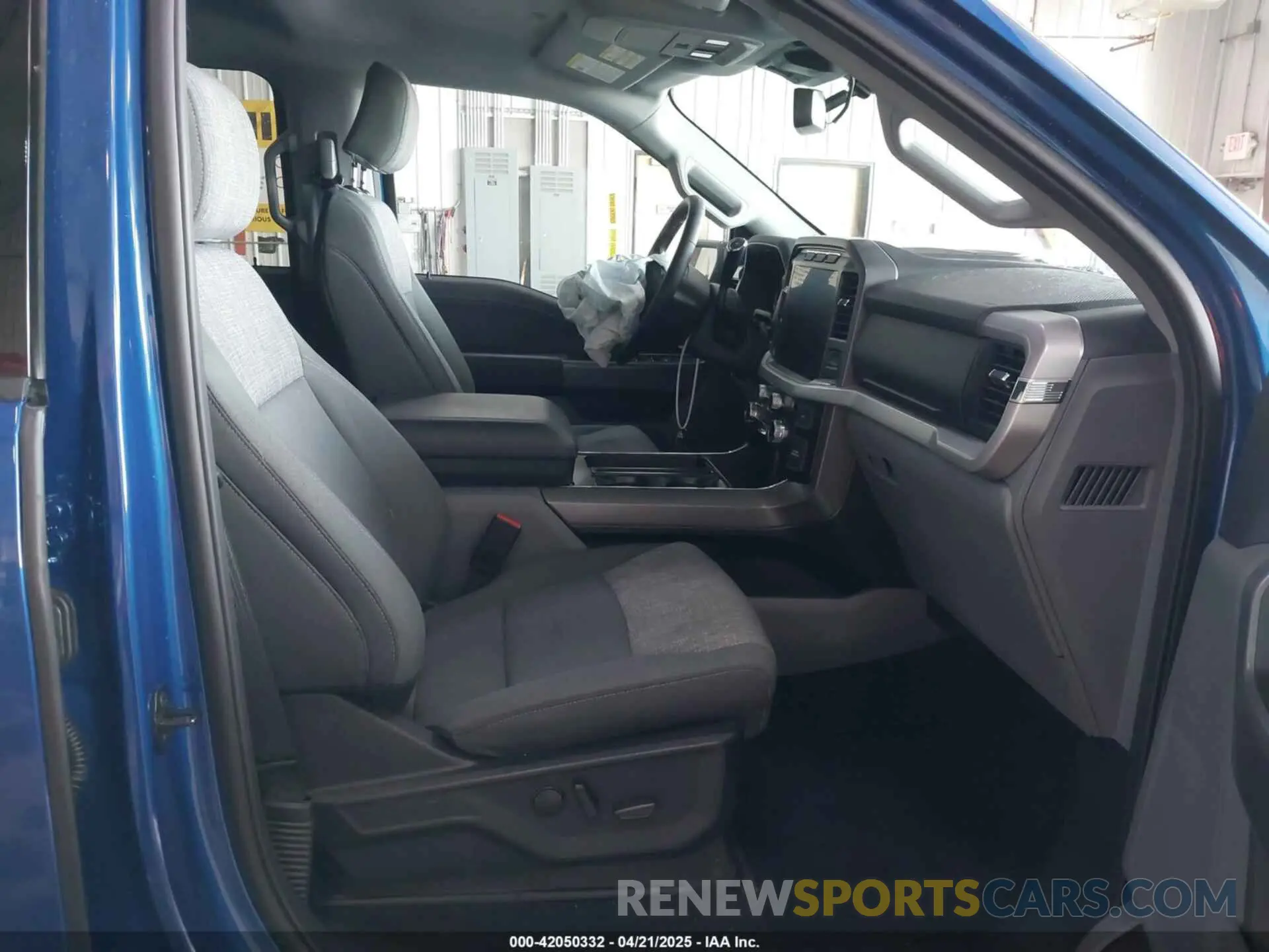 5 fotografías del automóvil dañado 1FTEW1EP5PKF25909 FORD F-150 2023