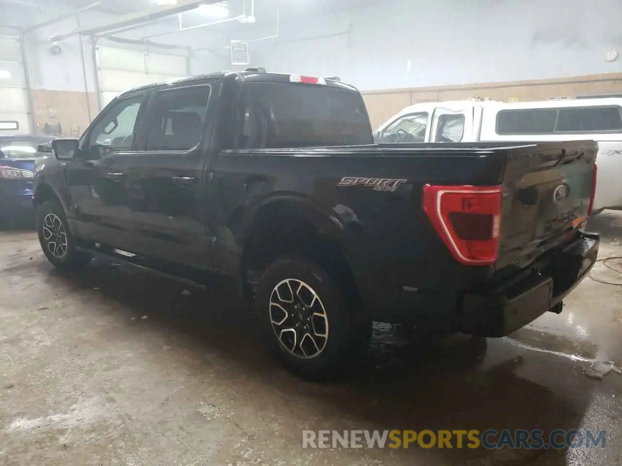 2 fotografías del automóvil dañado 1FTEW1EP5PKF95510 FORD F-150 2023