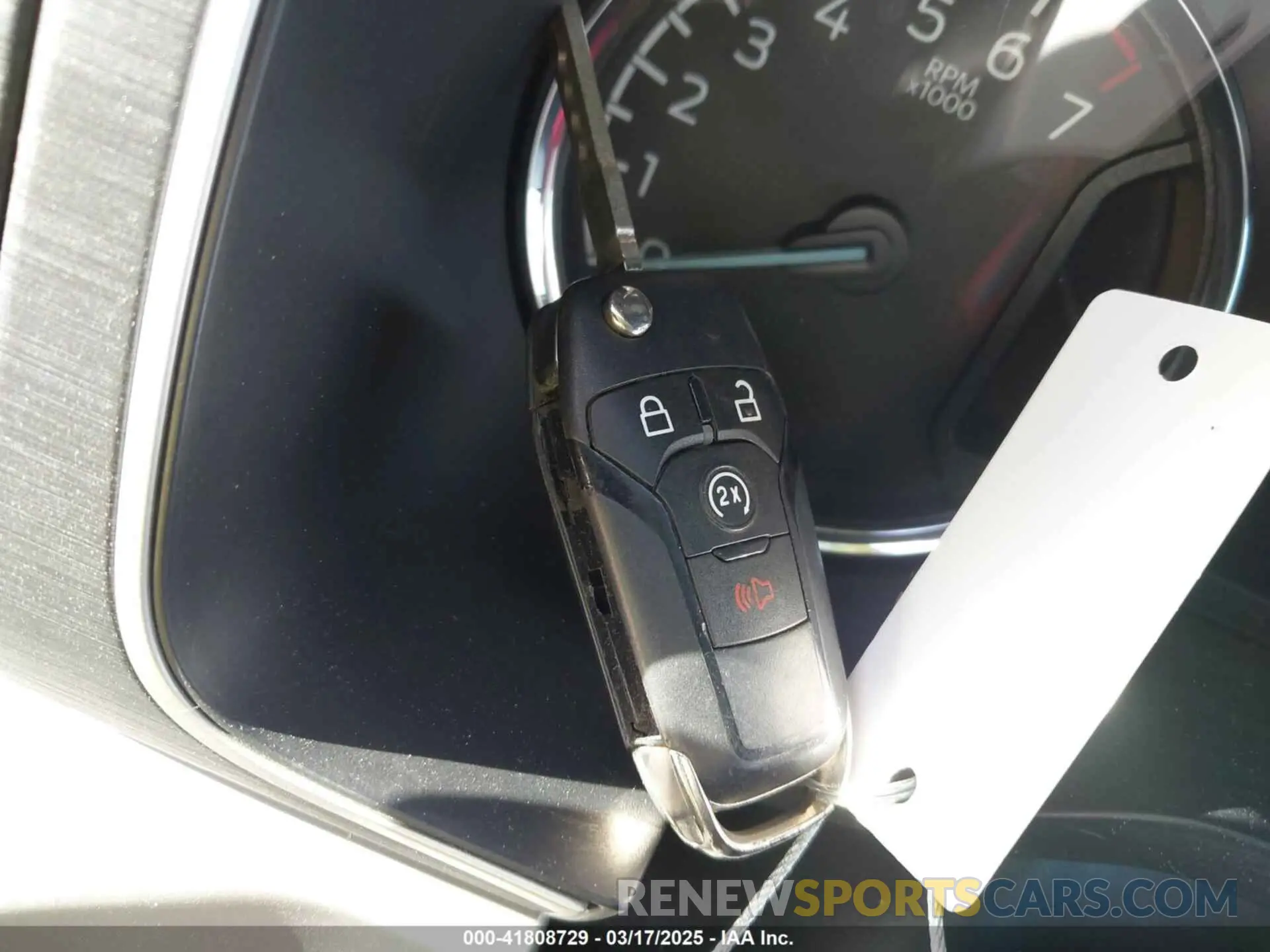 11 fotografías del automóvil dañado 1FTEW1EP6PFA88804 FORD F-150 2023