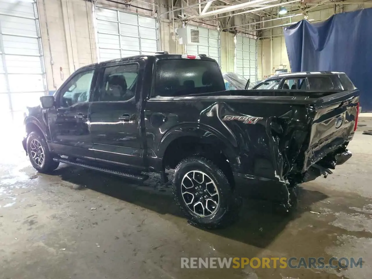 2 fotografías del automóvil dañado 1FTEW1EP6PKF55114 FORD F-150 2023