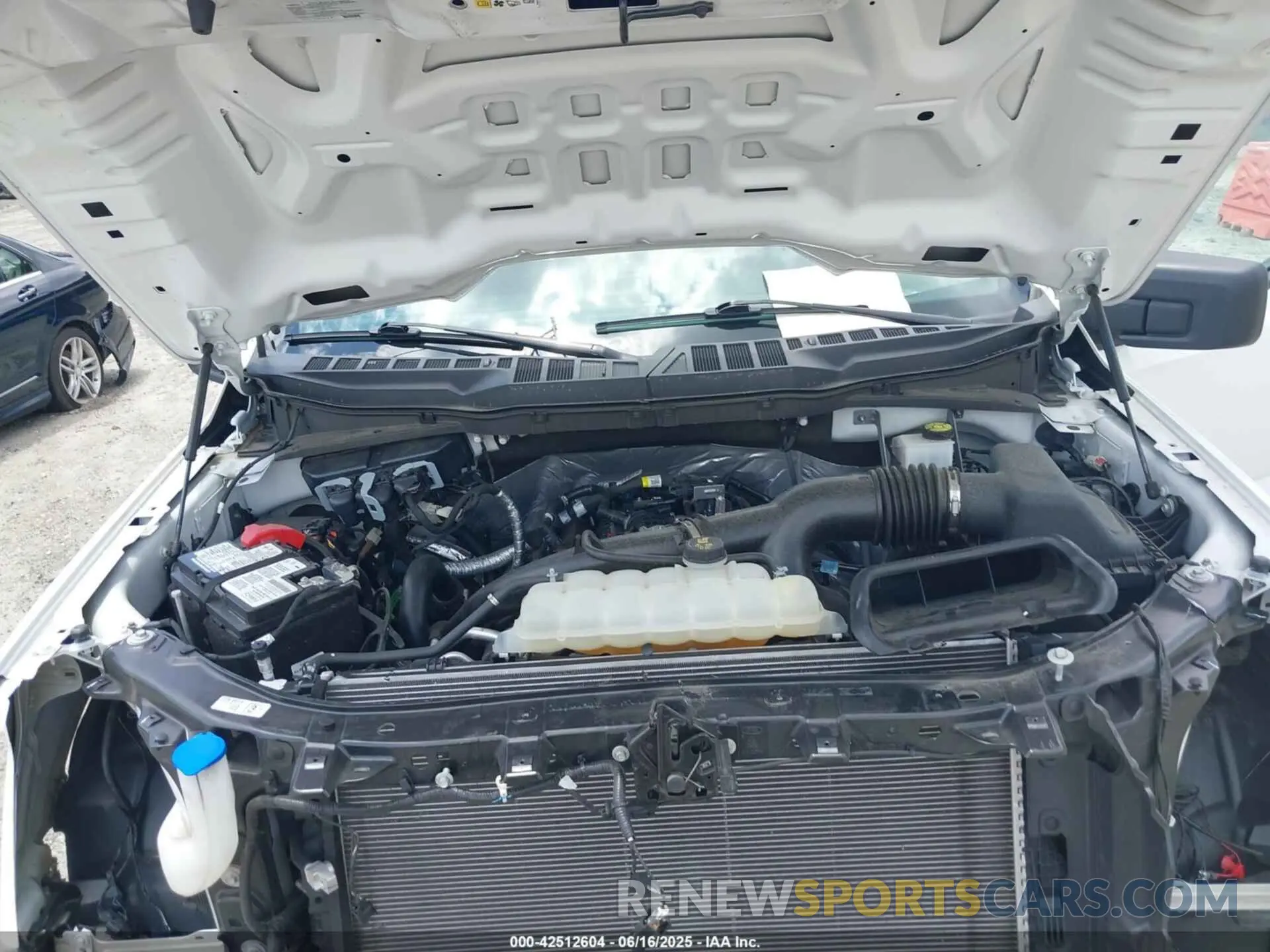 10 fotografías del automóvil dañado 1FTEW1EP7PKF38757 FORD F-150 2023