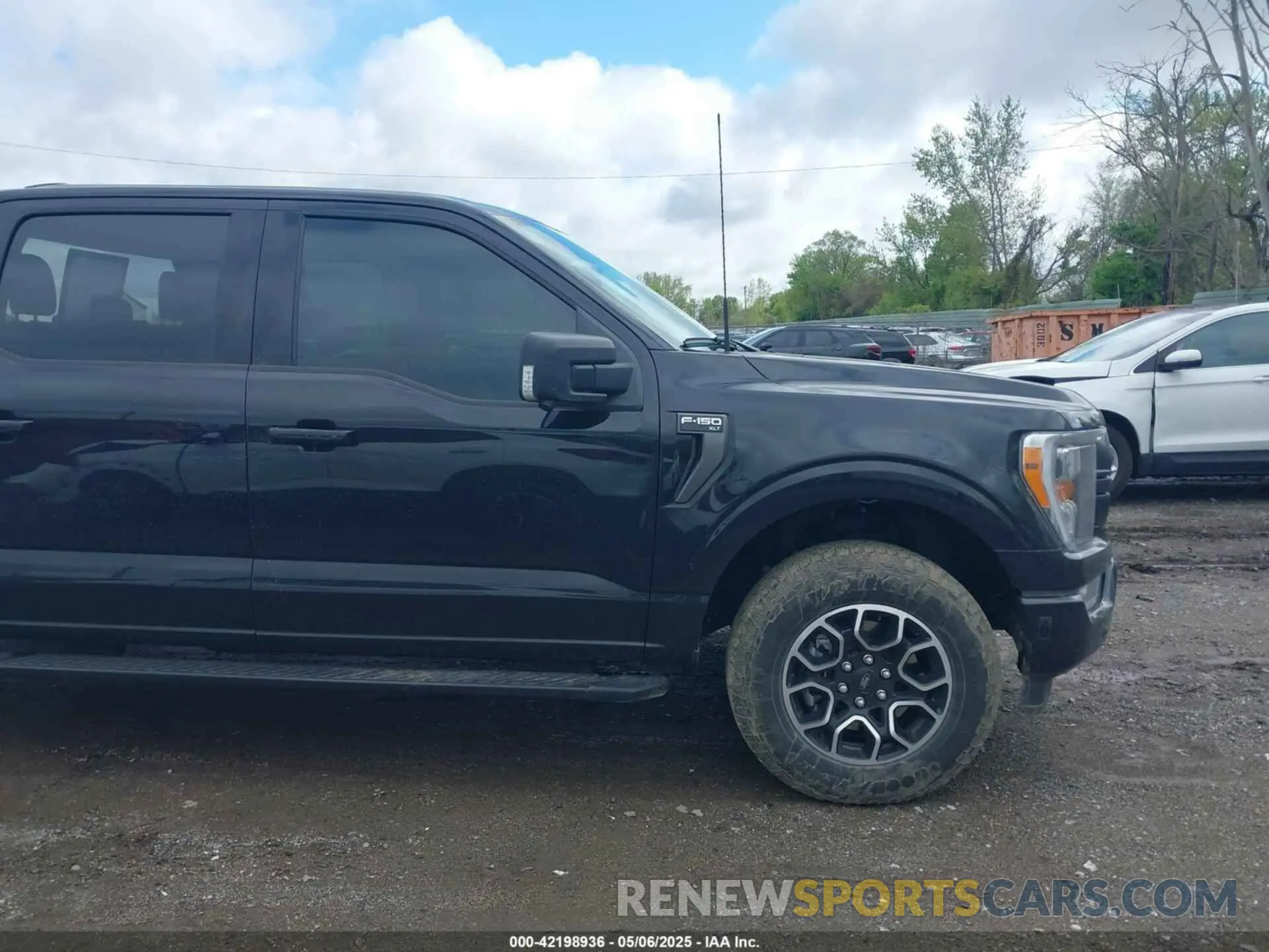 13 fotografías del automóvil dañado 1FTEW1EP7PKF55218 FORD F-150 2023