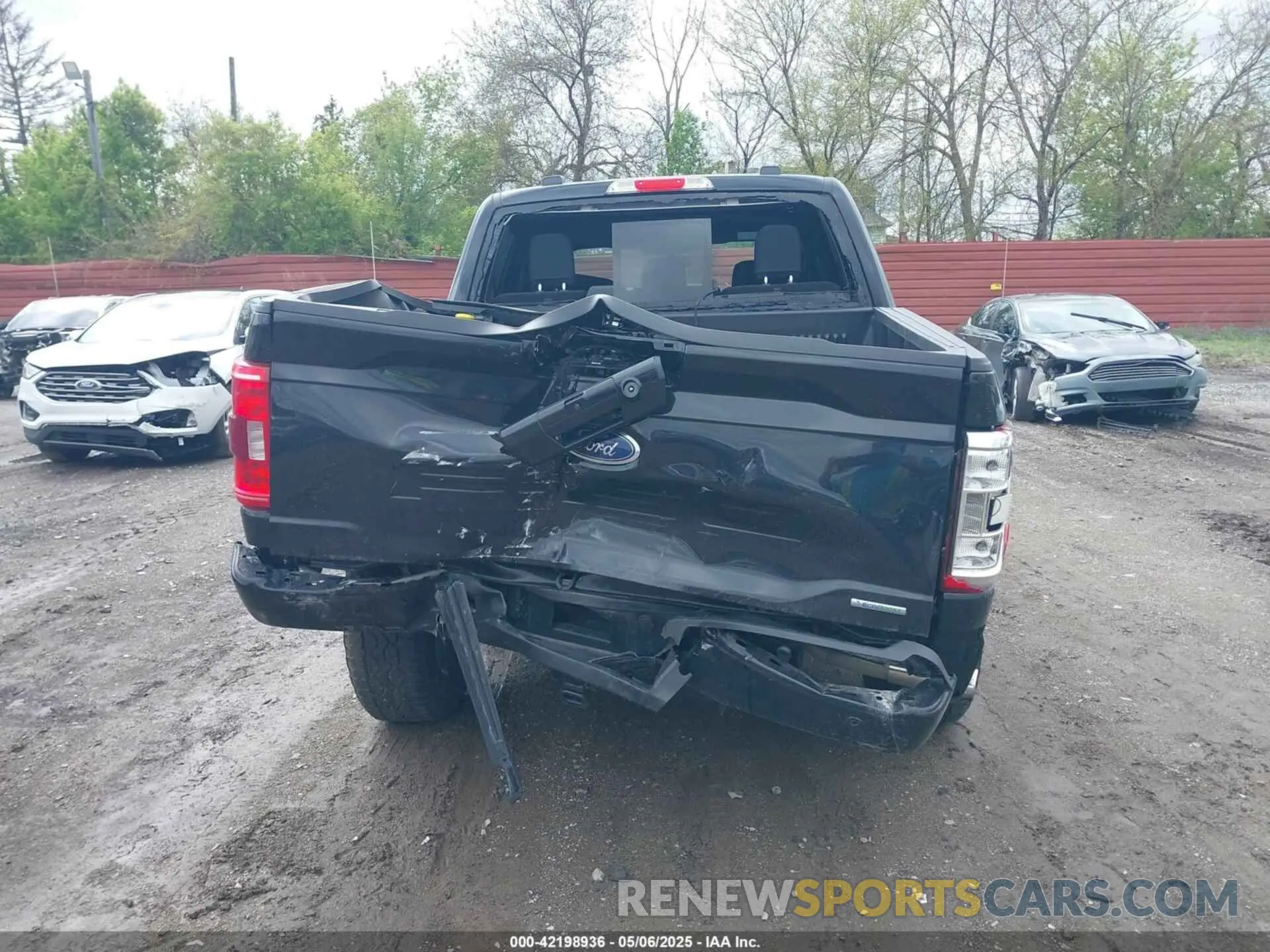 16 fotografías del automóvil dañado 1FTEW1EP7PKF55218 FORD F-150 2023