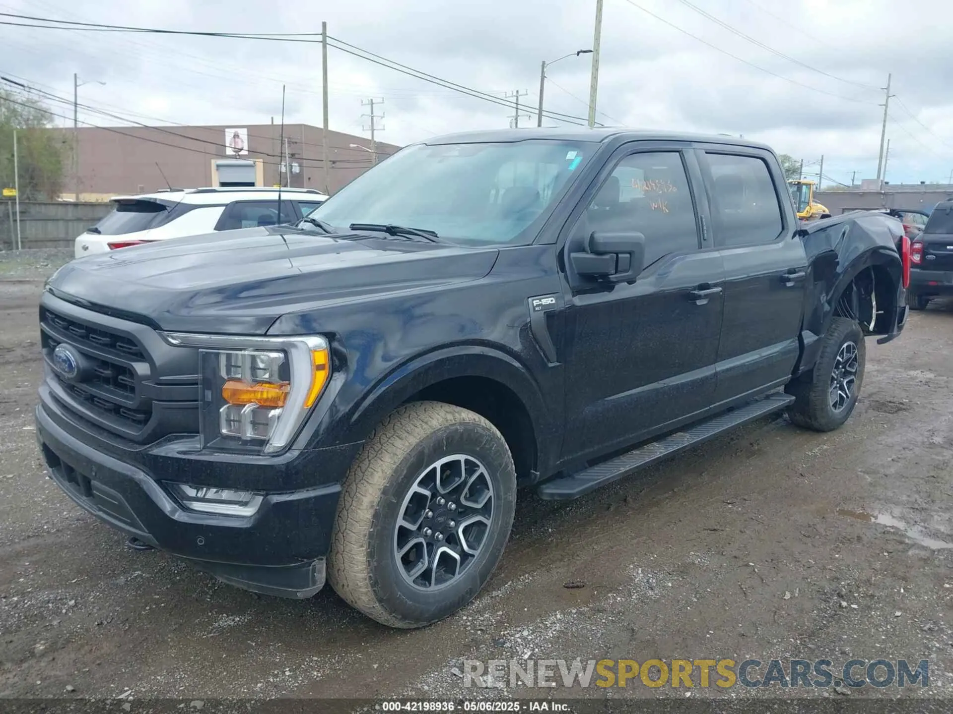 2 fotografías del automóvil dañado 1FTEW1EP7PKF55218 FORD F-150 2023