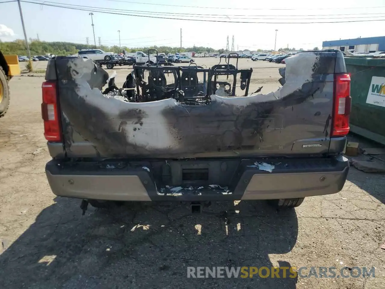 6 fotografías del automóvil dañado 1FTEW1EP8PFA21671 FORD F-150 2023