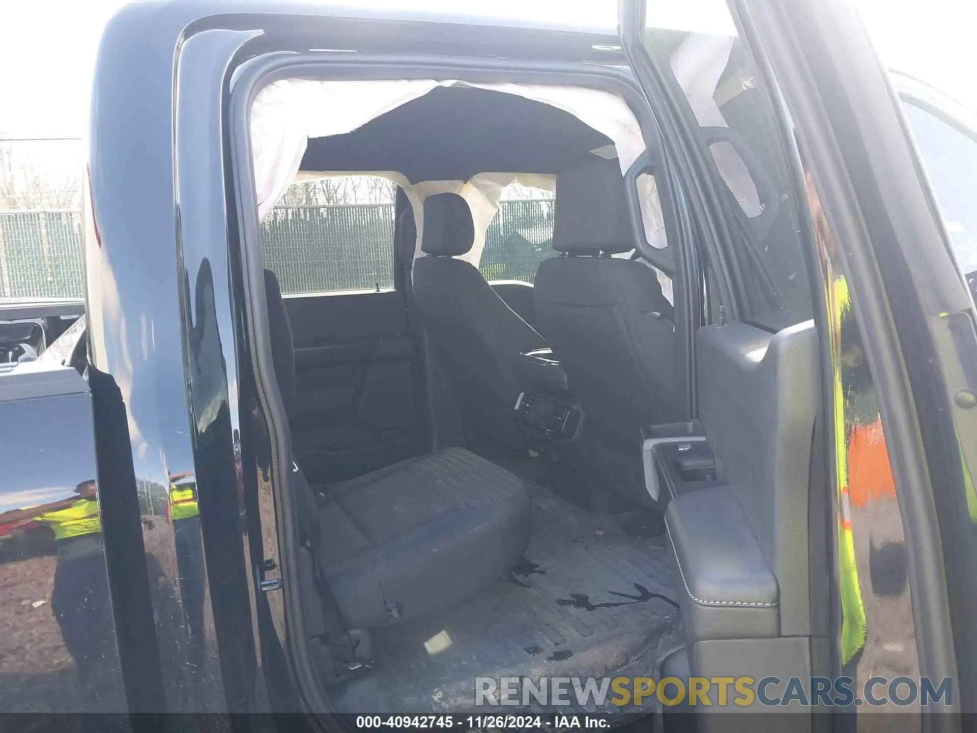 8 fotografías del automóvil dañado 1FTEW1EP8PFA77576 FORD F-150 2023