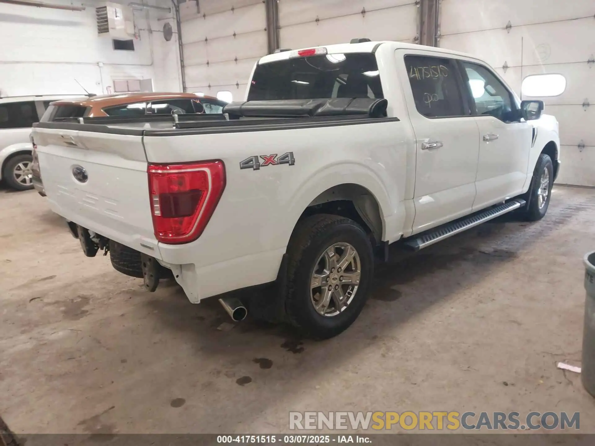 4 fotografías del automóvil dañado 1FTEW1EP8PFC03158 FORD F-150 2023