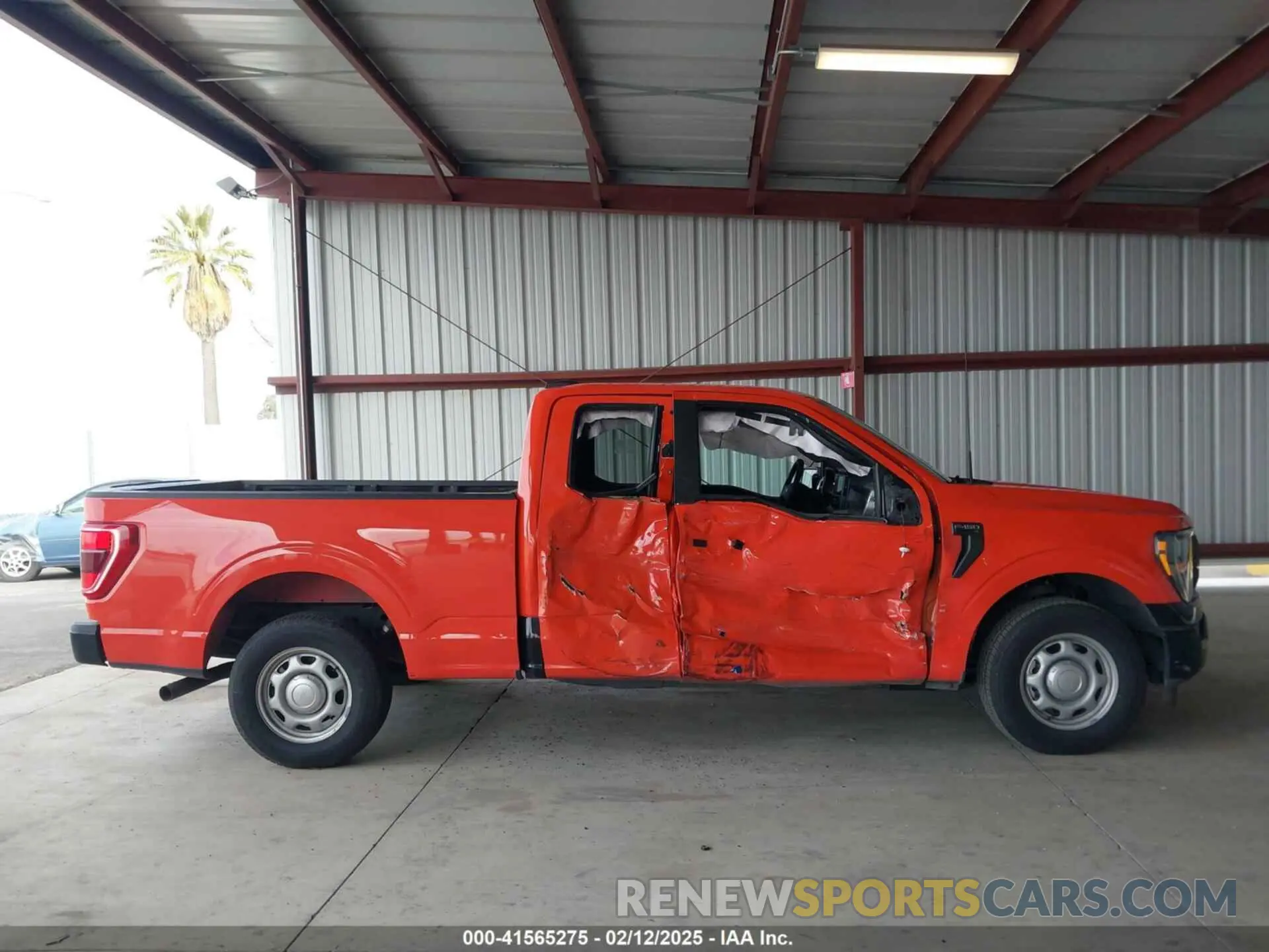 13 fotografías del automóvil dañado 1FTEX1C80PKD32298 FORD F-150 2023