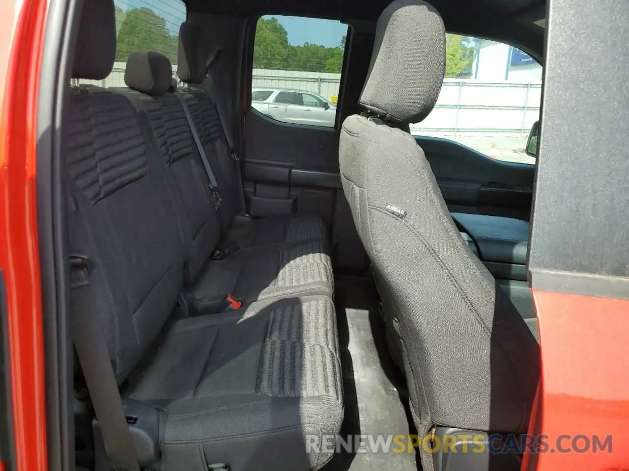 10 fotografías del automóvil dañado 1FTEX1CP3PKE63815 FORD F-150 2023