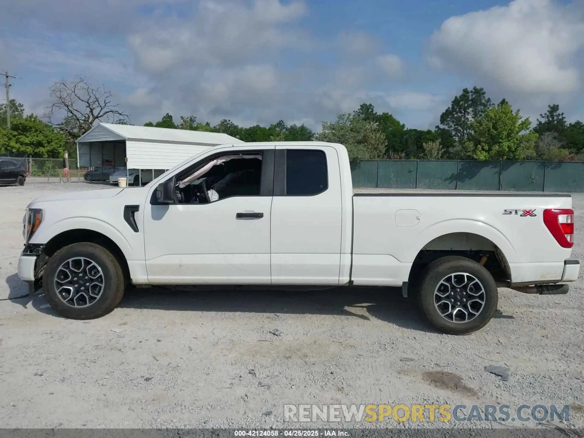 14 fotografías del automóvil dañado 1FTEX1CP9PKF91606 FORD F-150 2023