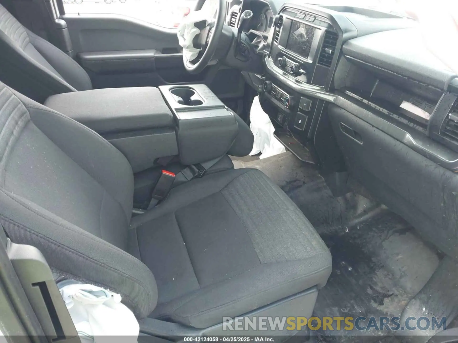 5 fotografías del automóvil dañado 1FTEX1CP9PKF91606 FORD F-150 2023