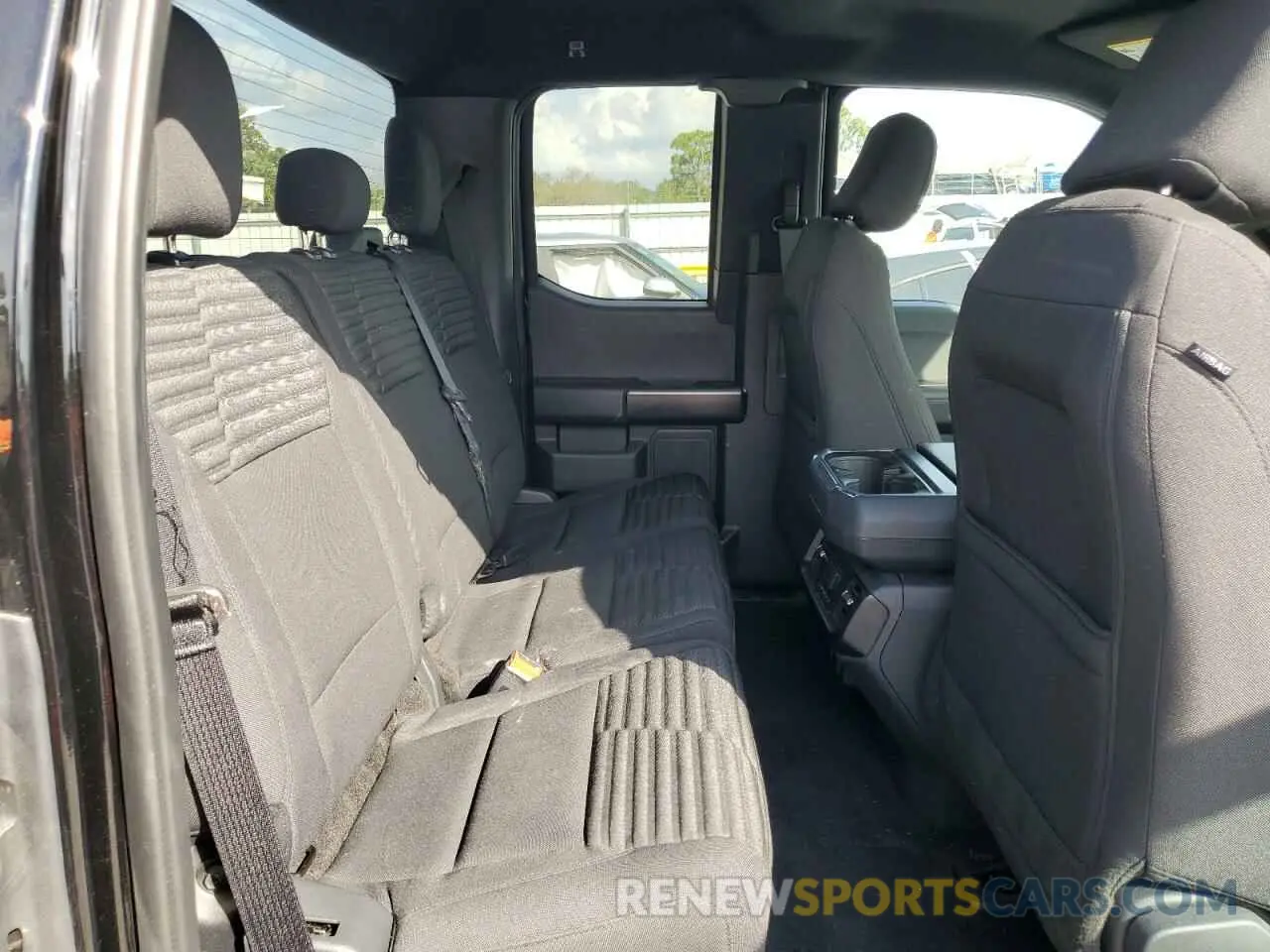 10 fotografías del automóvil dañado 1FTEX1EP1PFB25819 FORD F-150 2023