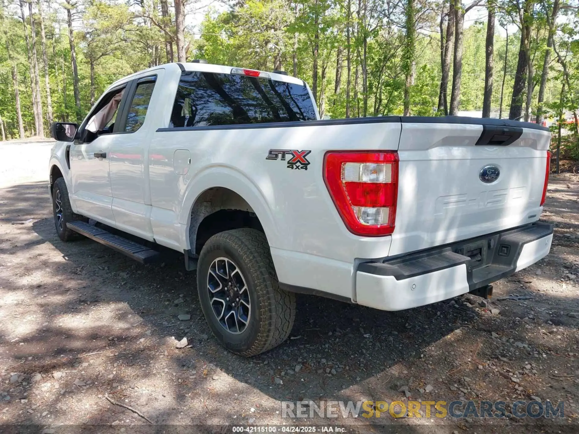 3 fotografías del automóvil dañado 1FTEX1EP8PFA78448 FORD F-150 2023