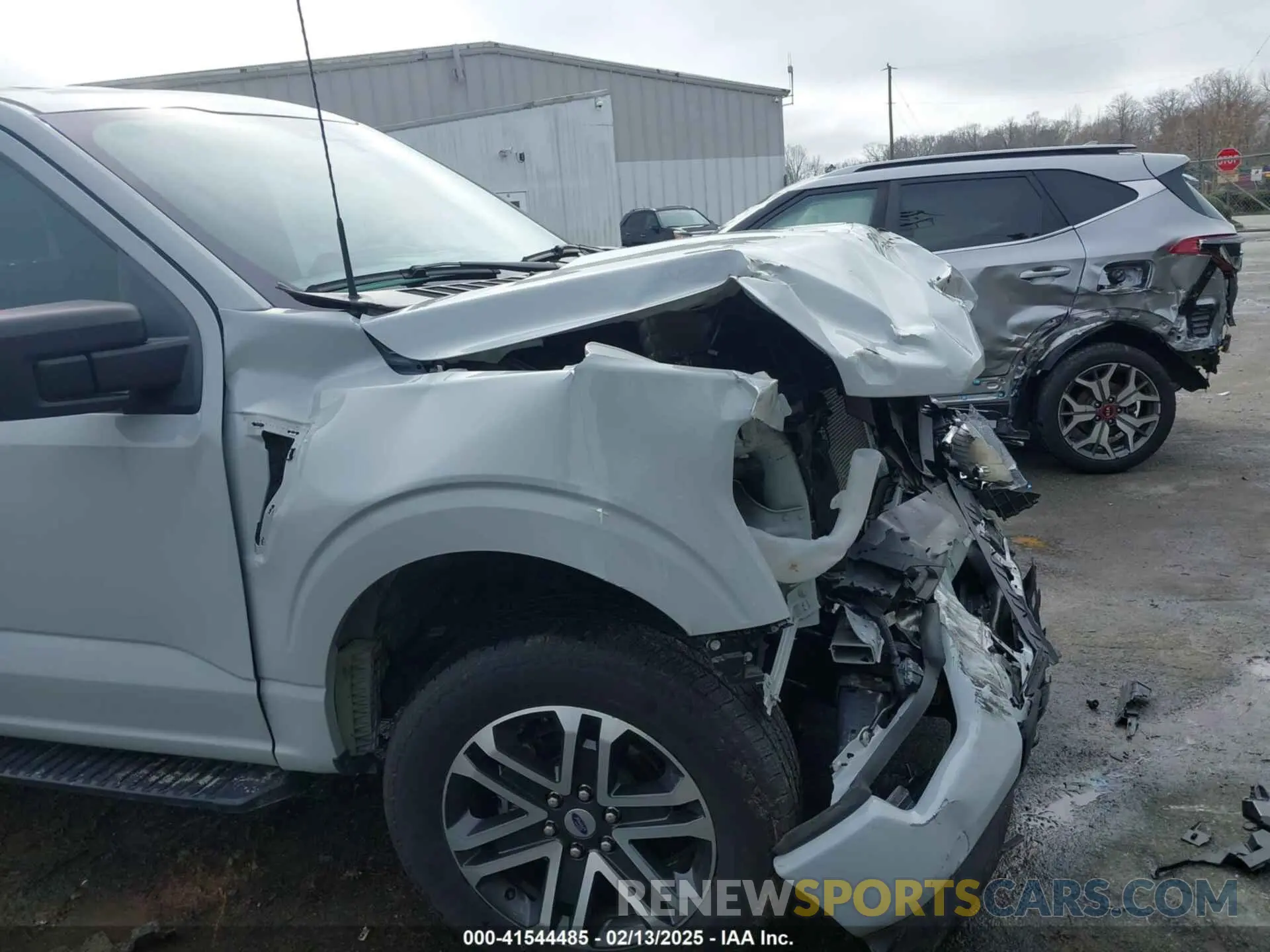 18 fotografías del automóvil dañado 1FTEX1EPXPFB16102 FORD F-150 2023