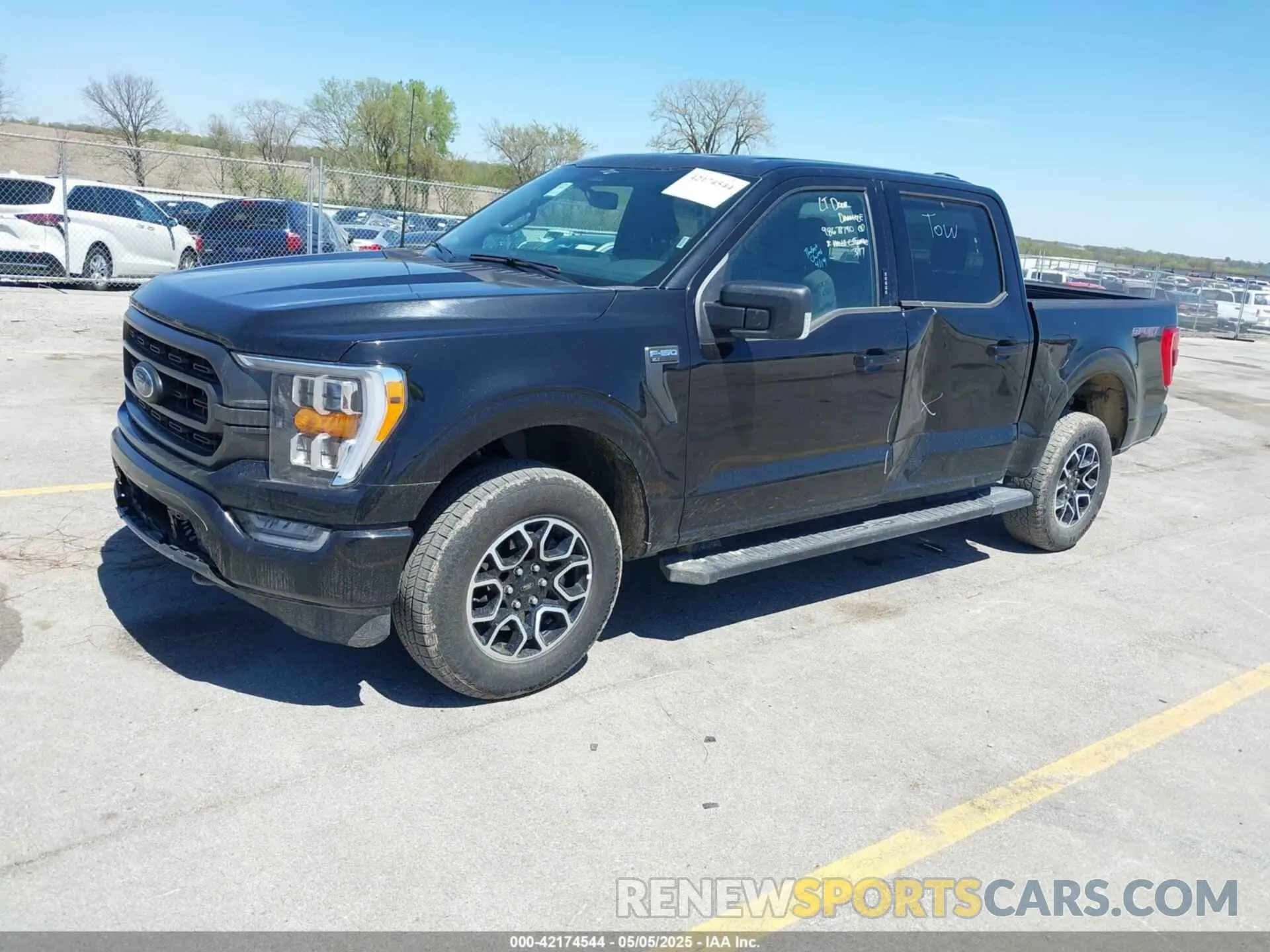 2 fotografías del automóvil dañado 1FTFW1E50PFB73849 FORD F-150 2023