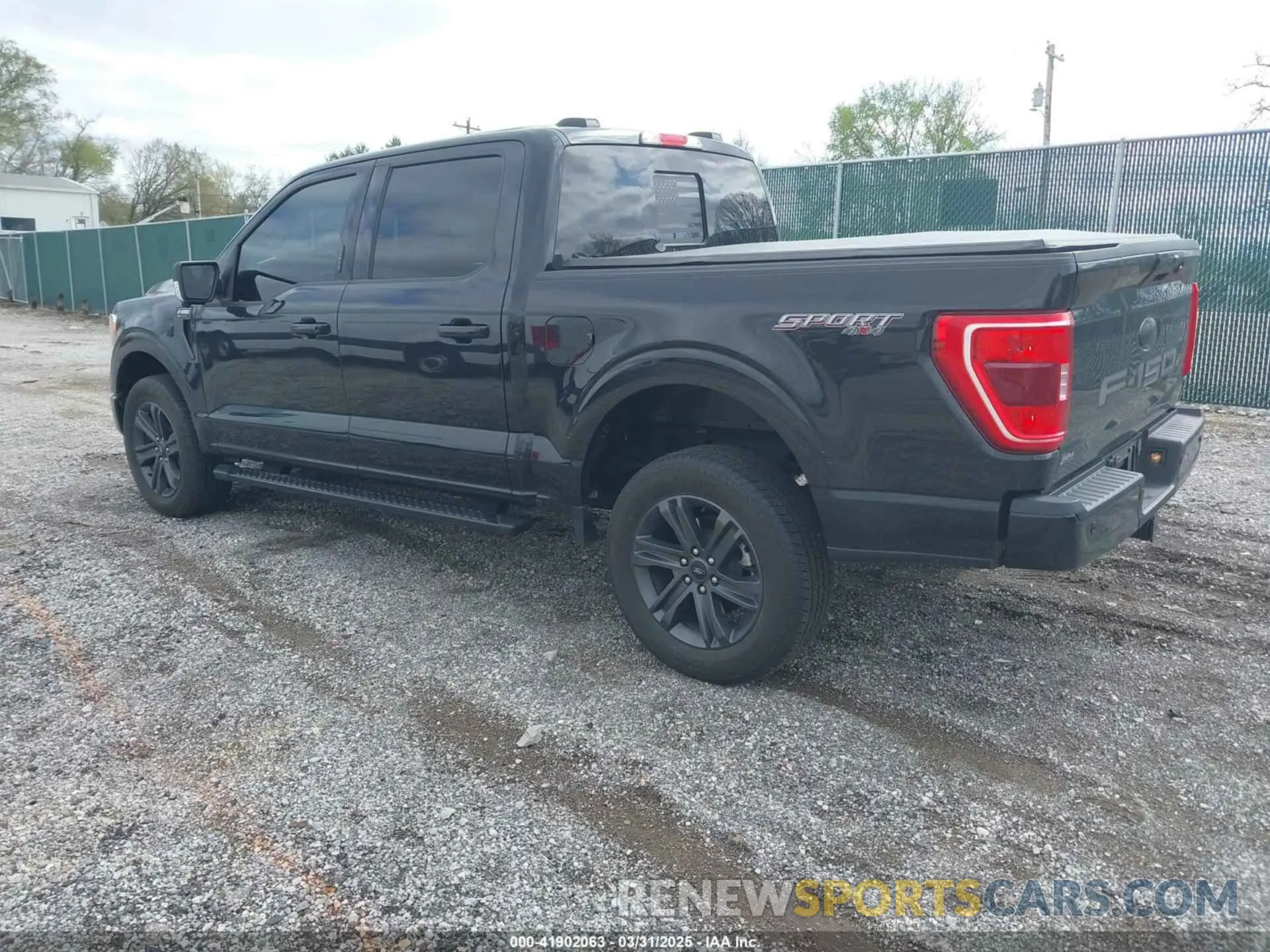 3 fotografías del automóvil dañado 1FTFW1E50PKE02800 FORD F-150 2023