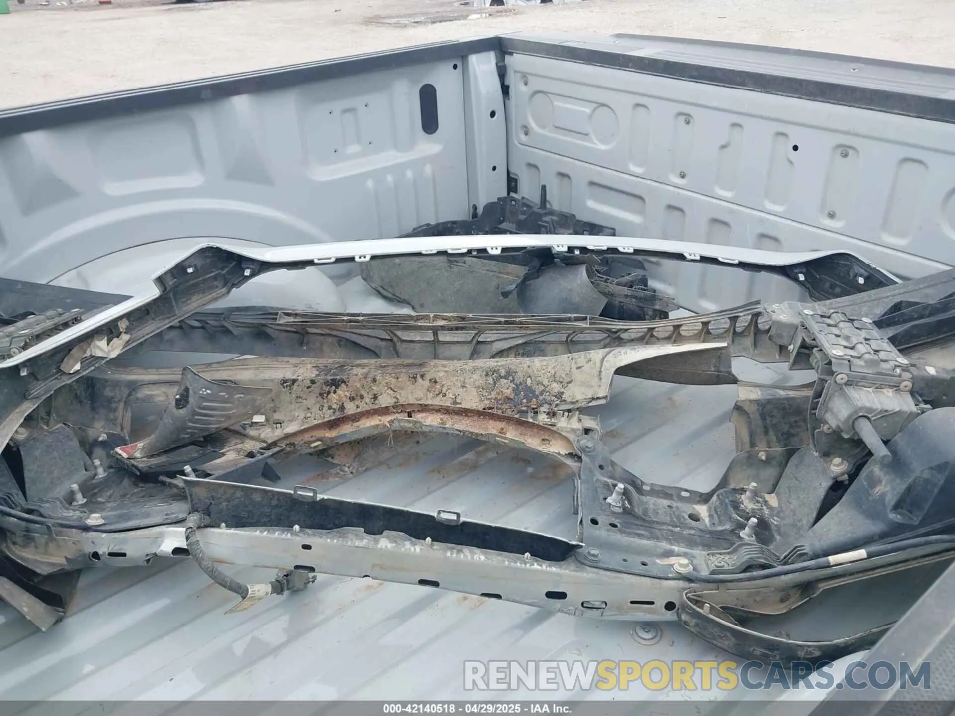 12 fotografías del automóvil dañado 1FTFW1E50PKE94894 FORD F-150 2023