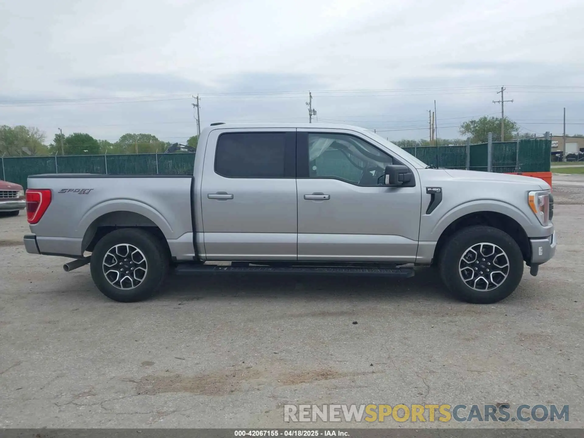 13 fotografías del automóvil dañado 1FTFW1E51PFB56848 FORD F-150 2023