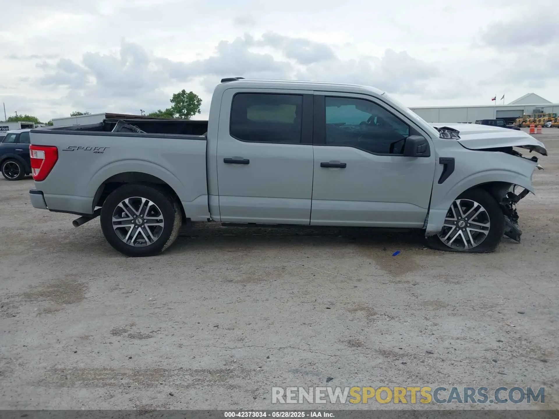 13 fotografías del automóvil dañado 1FTFW1E51PKG12659 FORD F-150 2023