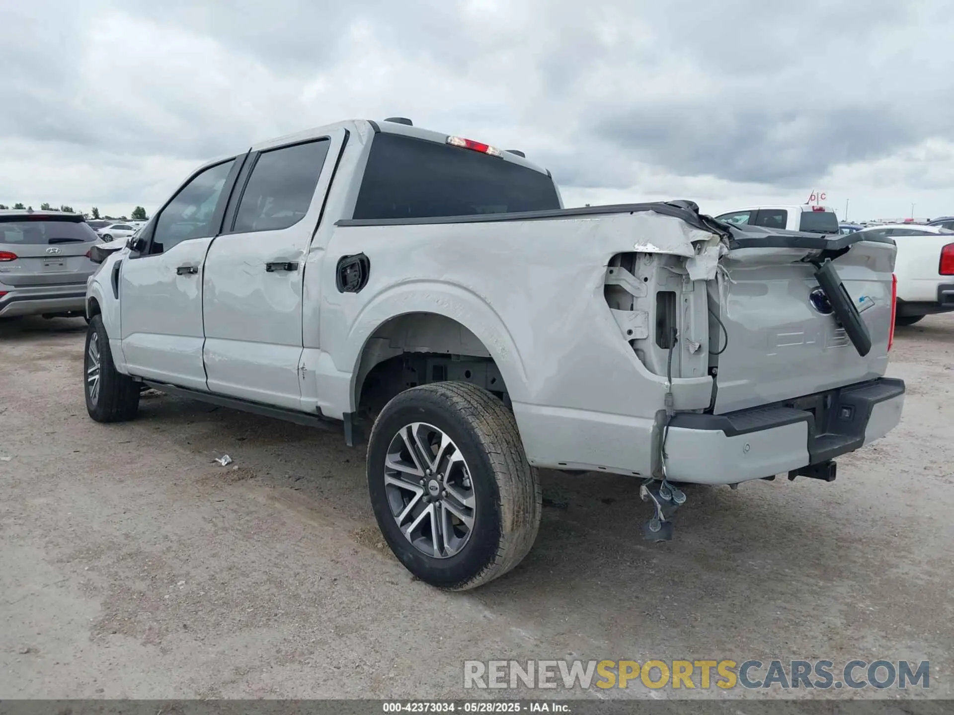 3 fotografías del automóvil dañado 1FTFW1E51PKG12659 FORD F-150 2023