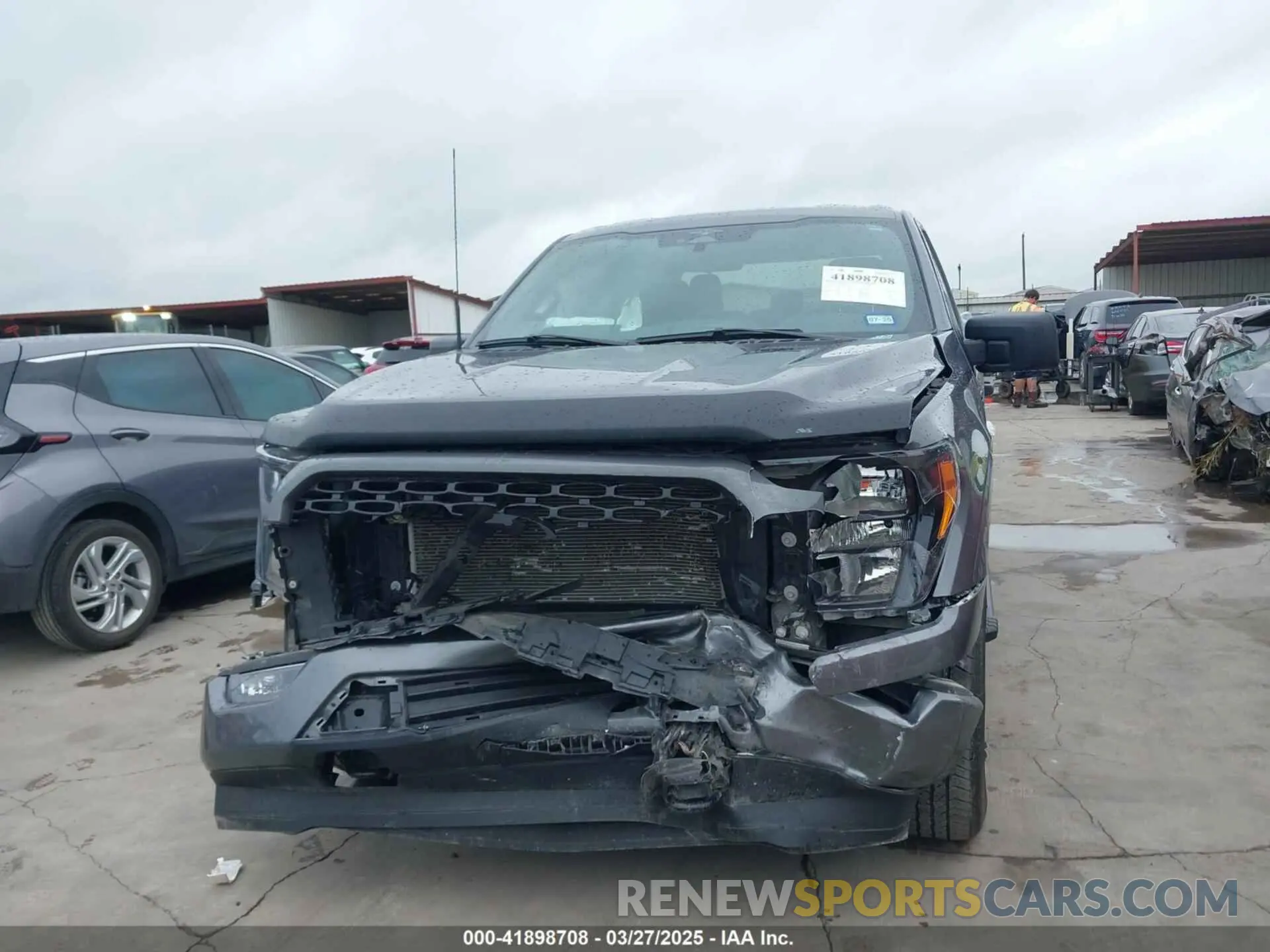 12 fotografías del automóvil dañado 1FTFW1E52PKE62836 FORD F-150 2023
