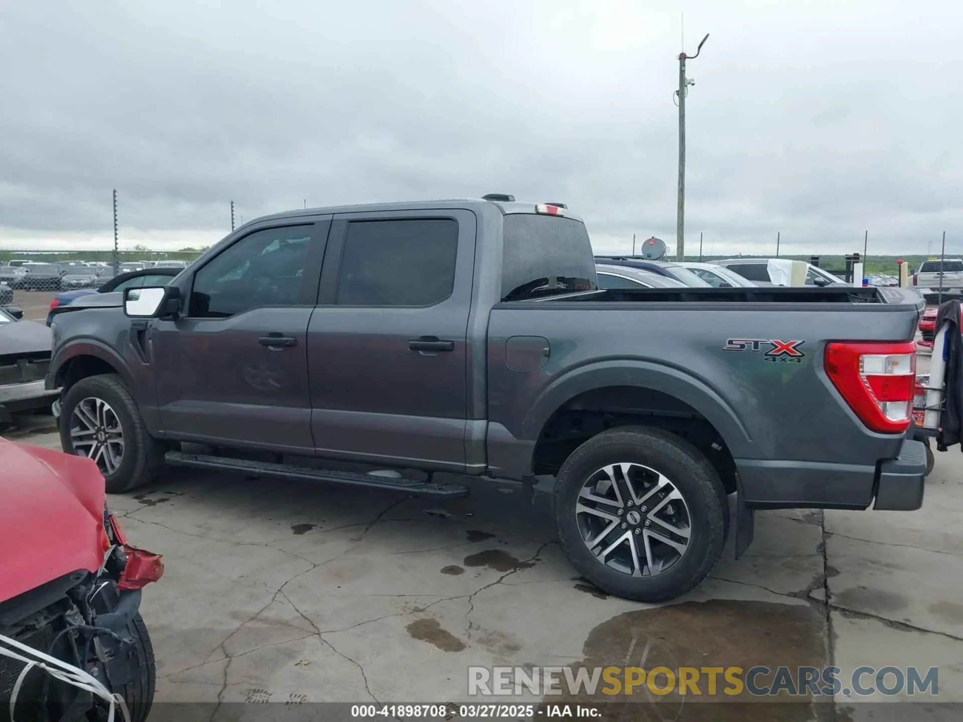 14 fotografías del automóvil dañado 1FTFW1E52PKE62836 FORD F-150 2023
