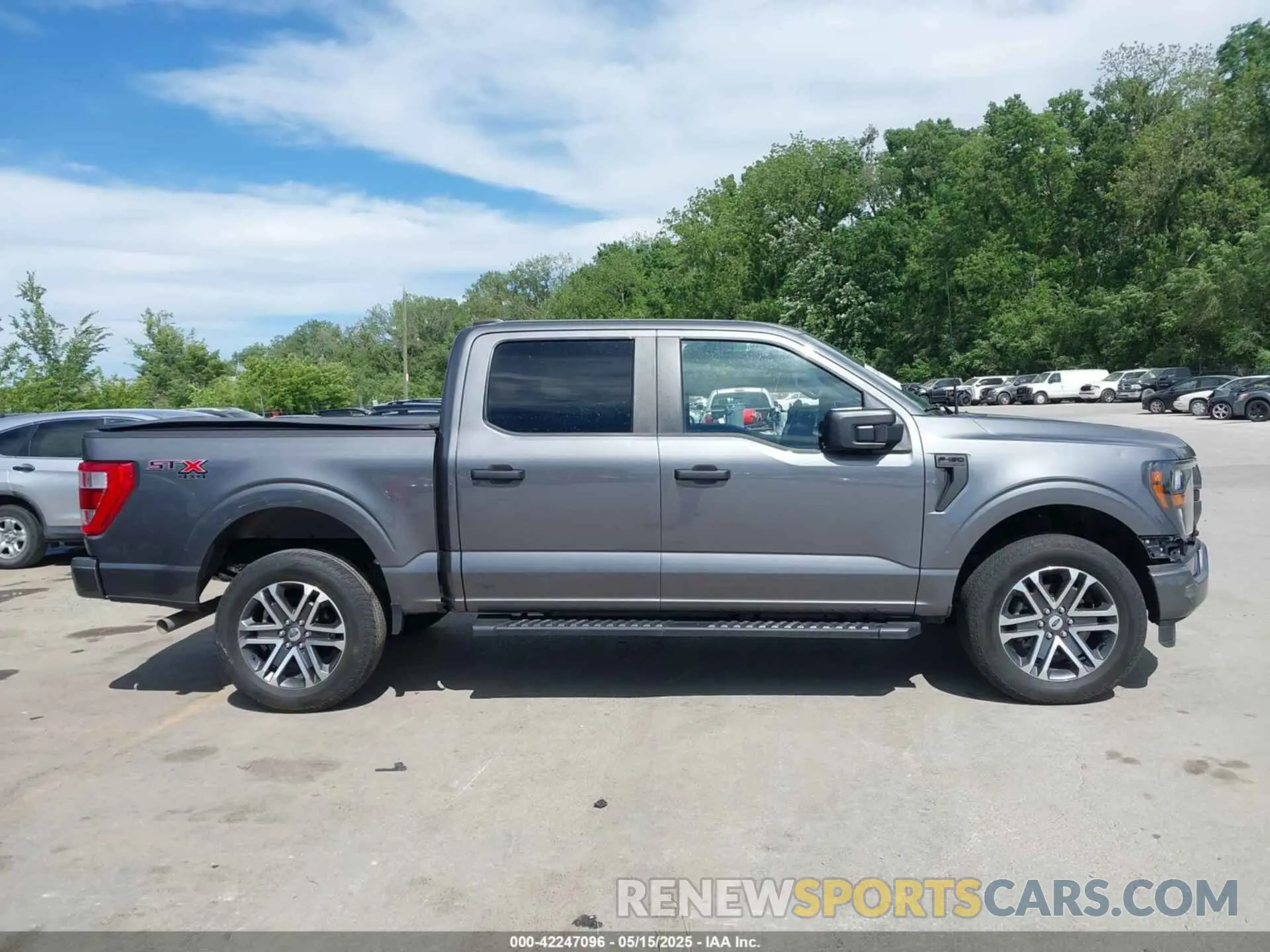 14 fotografías del automóvil dañado 1FTFW1E54PFC37083 FORD F-150 2023