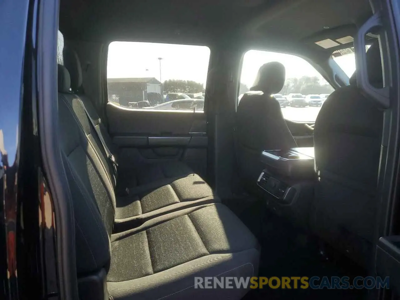 10 fotografías del automóvil dañado 1FTFW1E55PFB57050 FORD F-150 2023