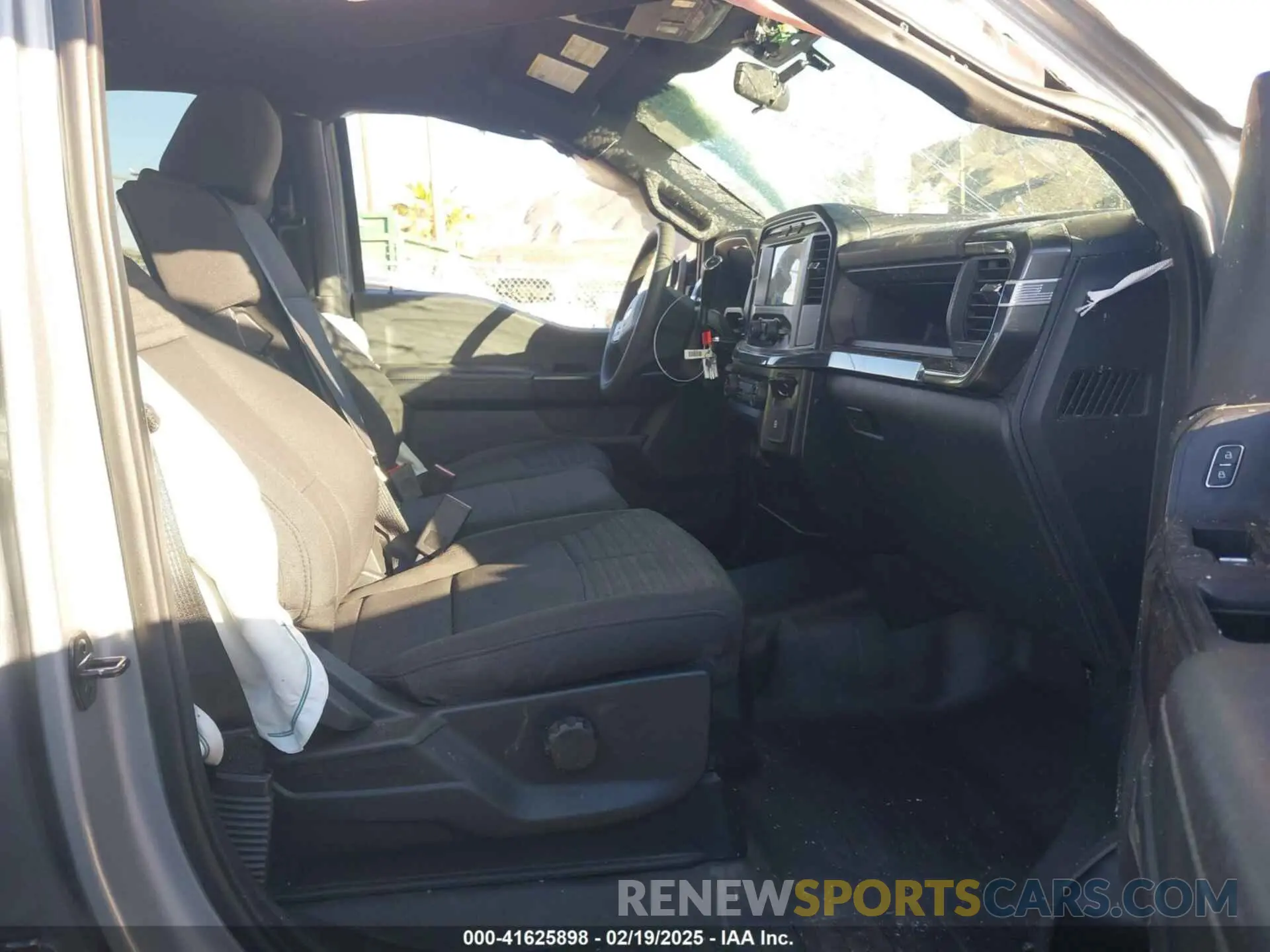 5 fotografías del automóvil dañado 1FTFW1E55PKD57059 FORD F-150 2023